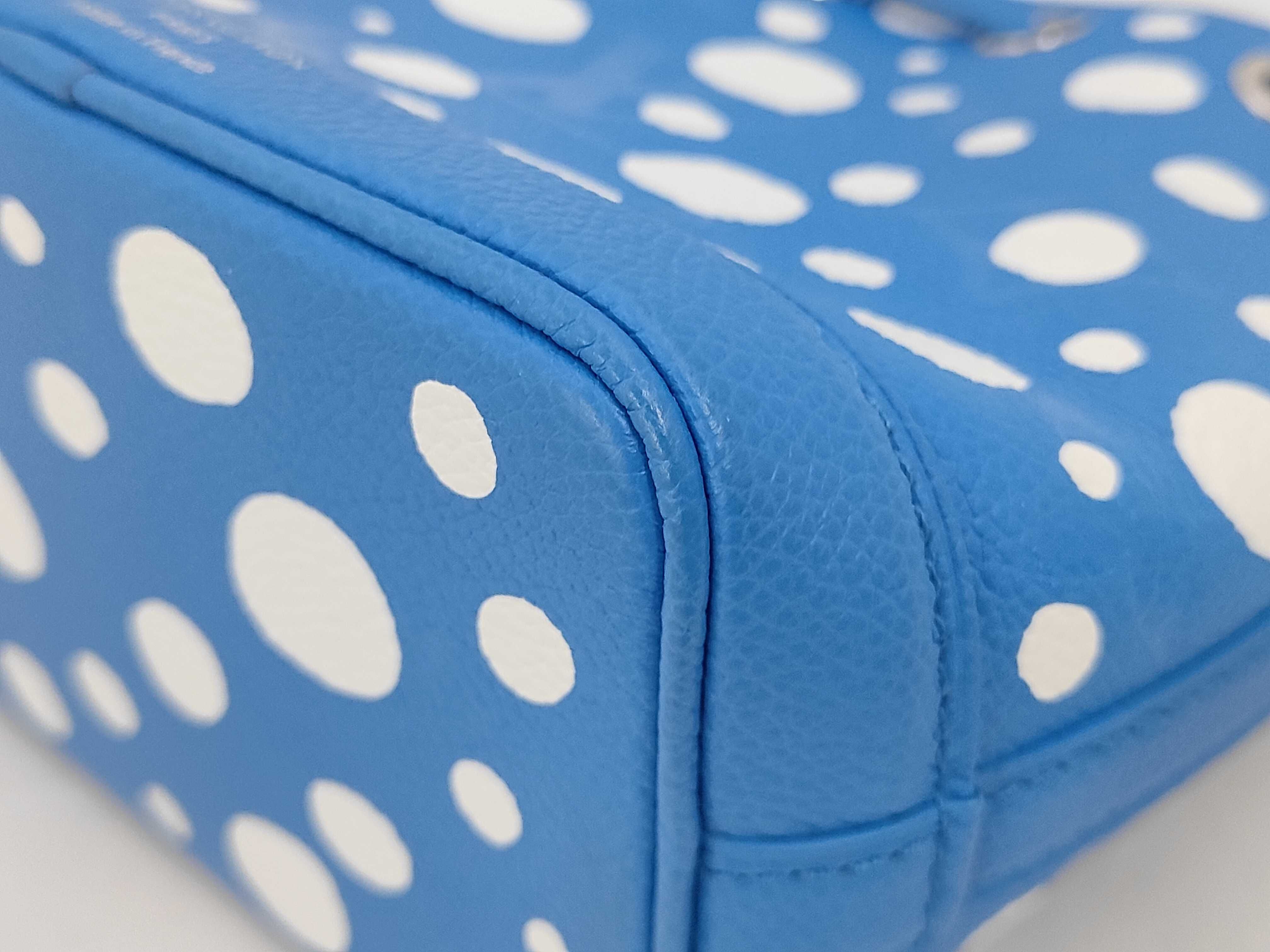M81985 Yayoi Kusama Nano Noe 2-Way Handbag — view 4