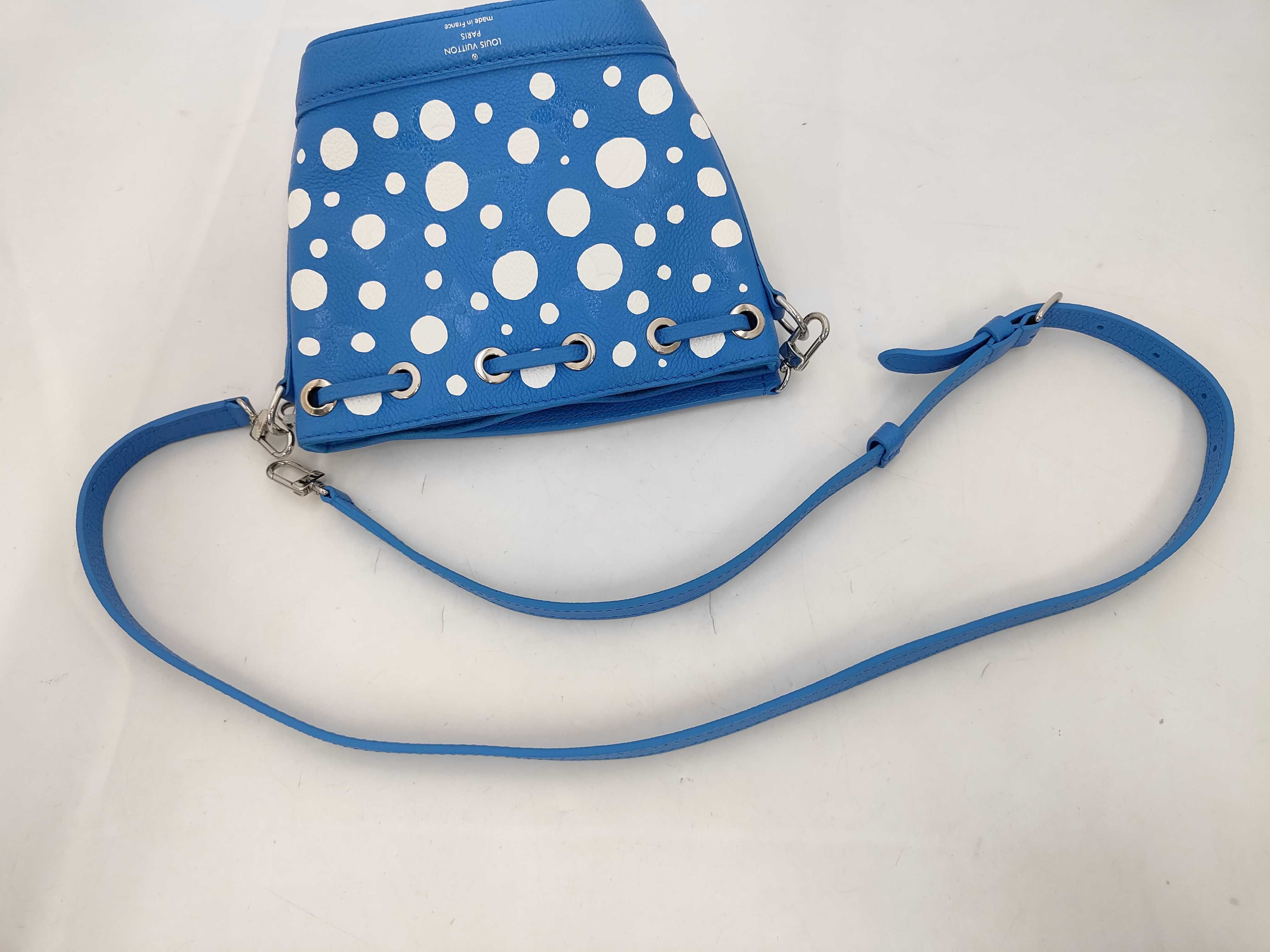 M81985 Yayoi Kusama Nano Noe 2-Way Handbag — view 5
