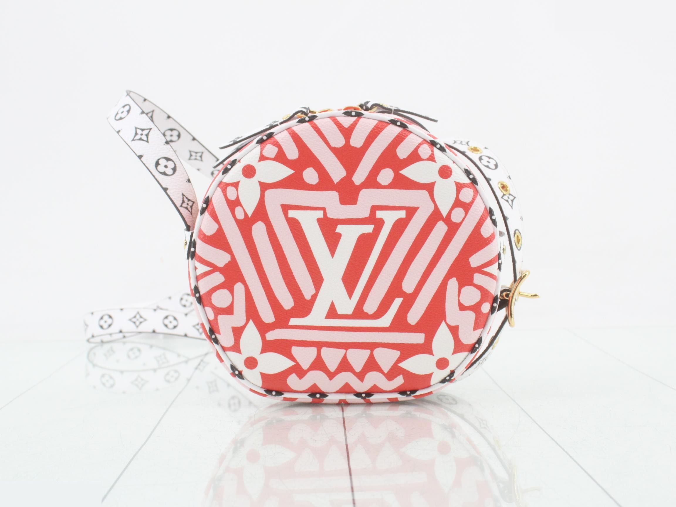 LV Crafty Boîte Chapeau Souple — view 2