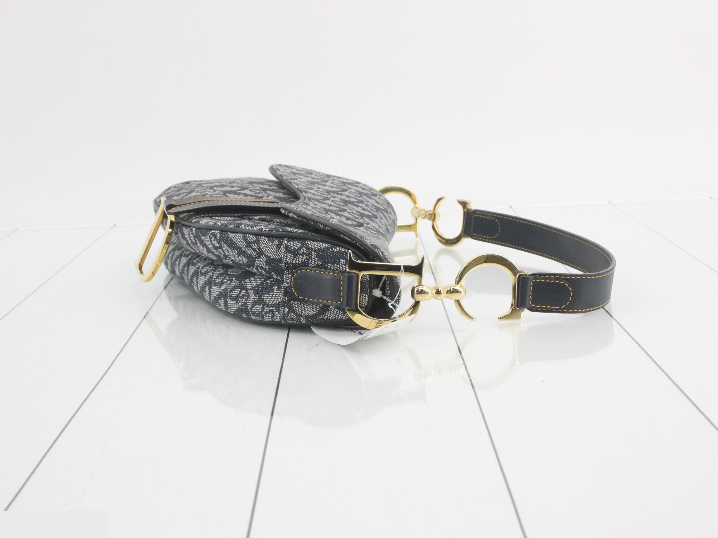 Saddlebag Trotter (Bag) — view 3