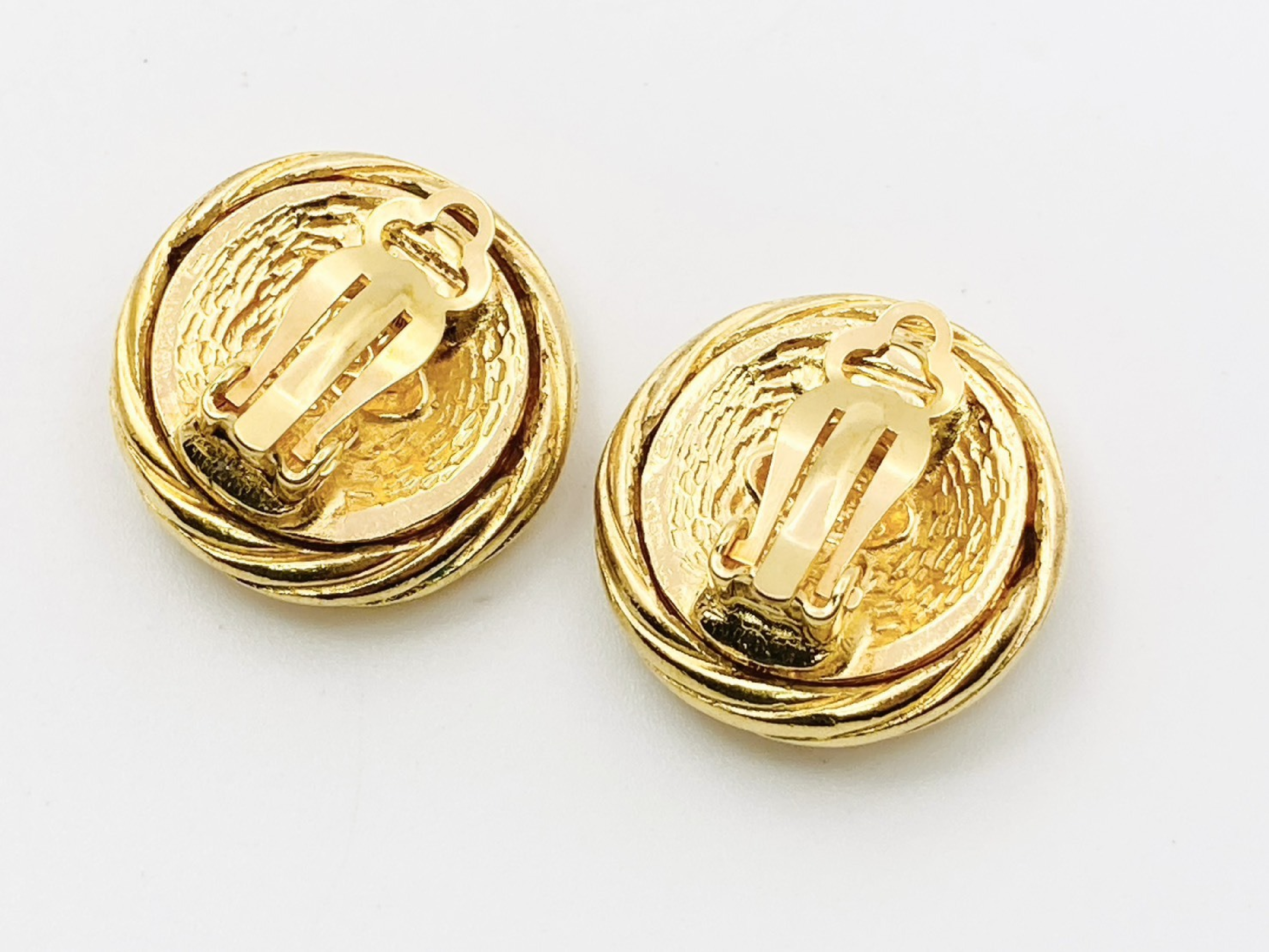 Coco Mark Round Earrings 93P/2920 — view 2