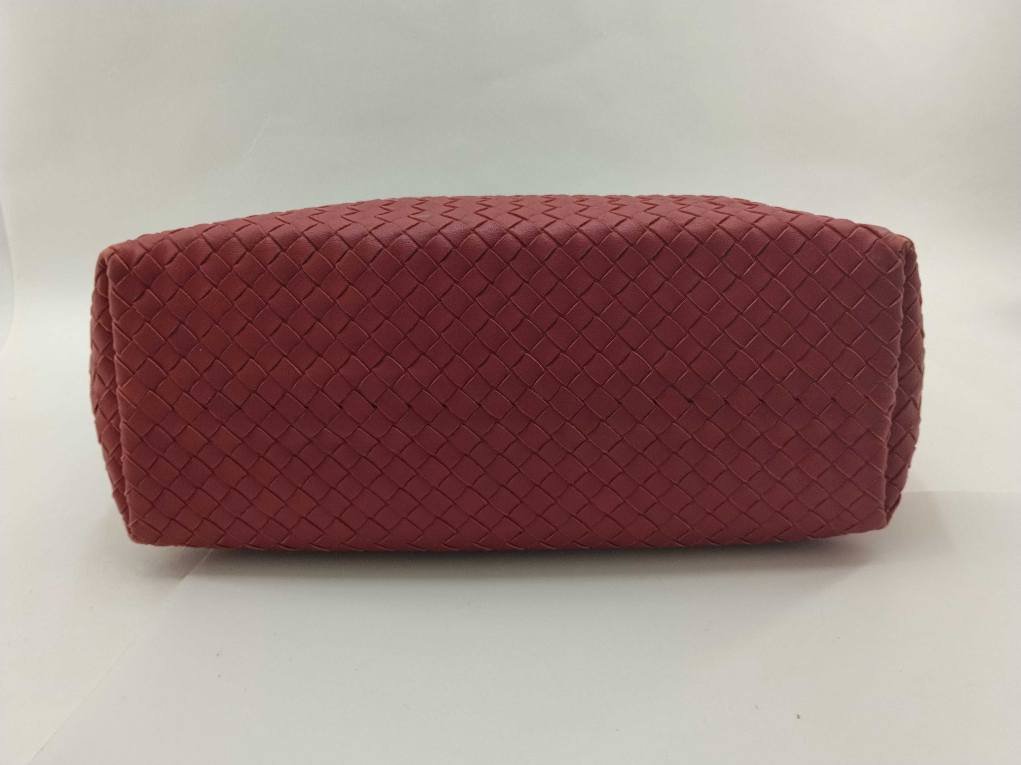 Intrecciato Small Garda Bag Red Handbag — view 3