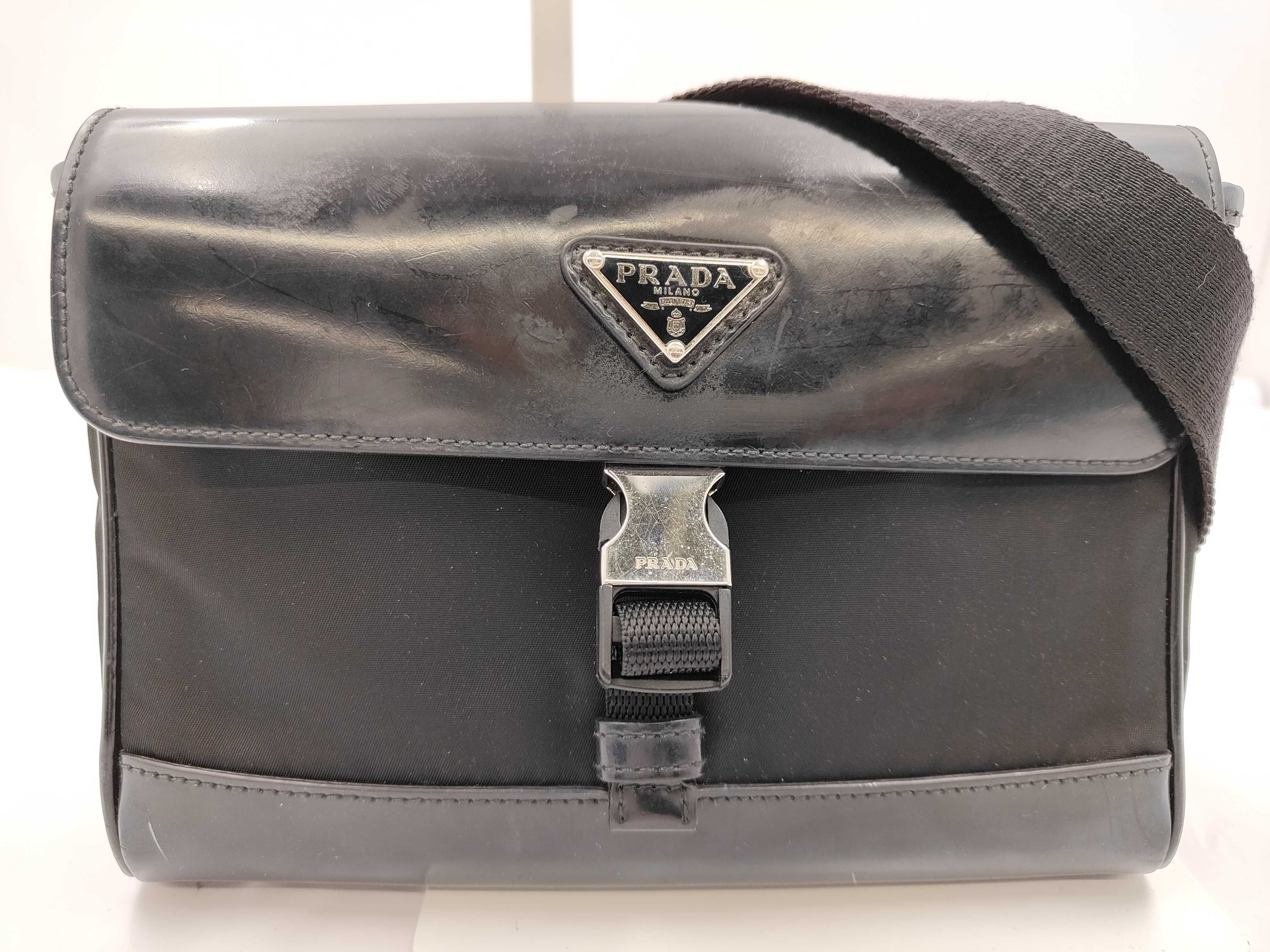 shoulder bag