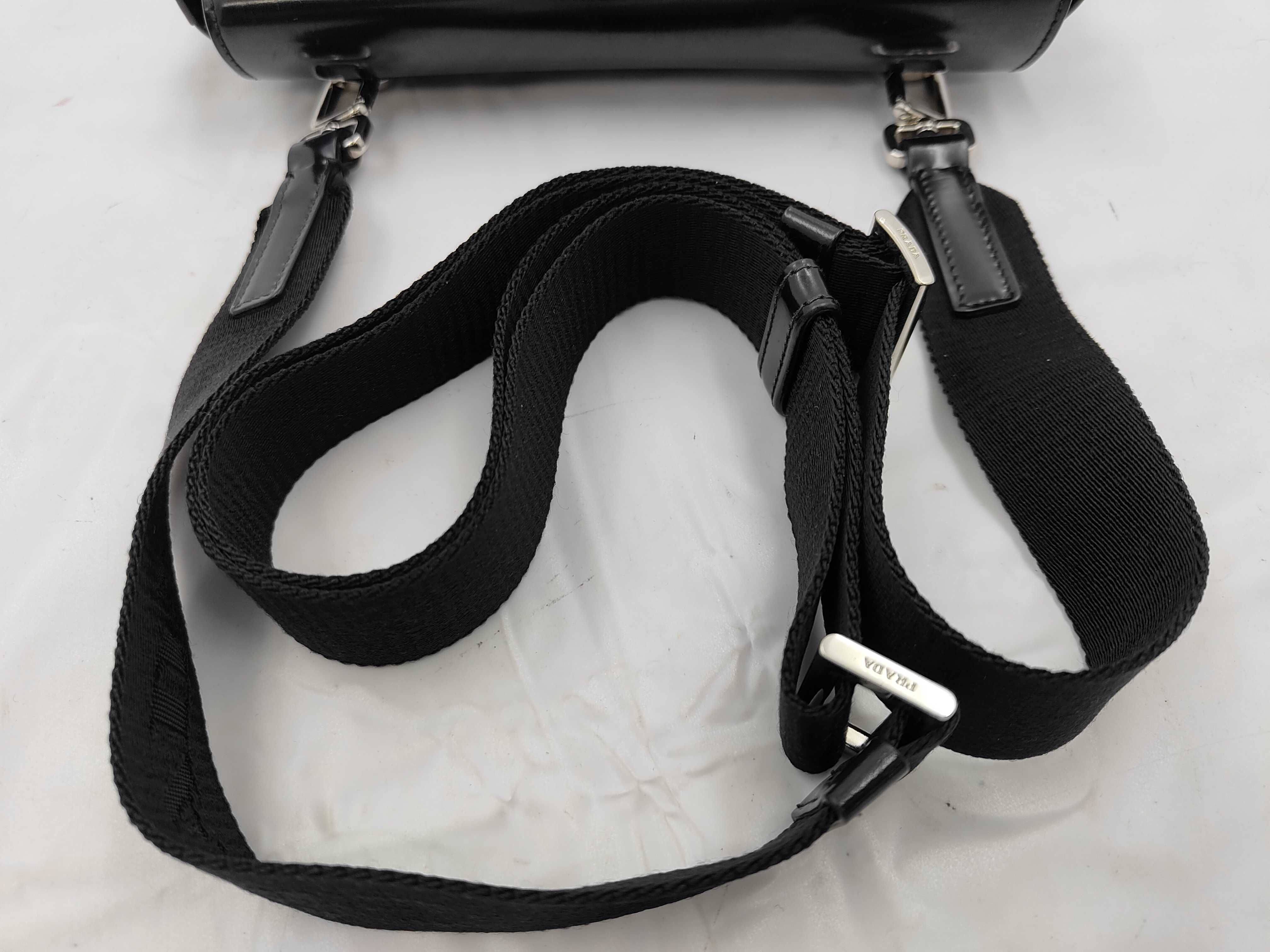 shoulder bag — view 3