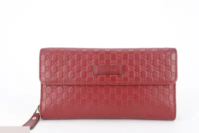 GG SIGNATURE CONTINENTAL ZIP WALLET RED