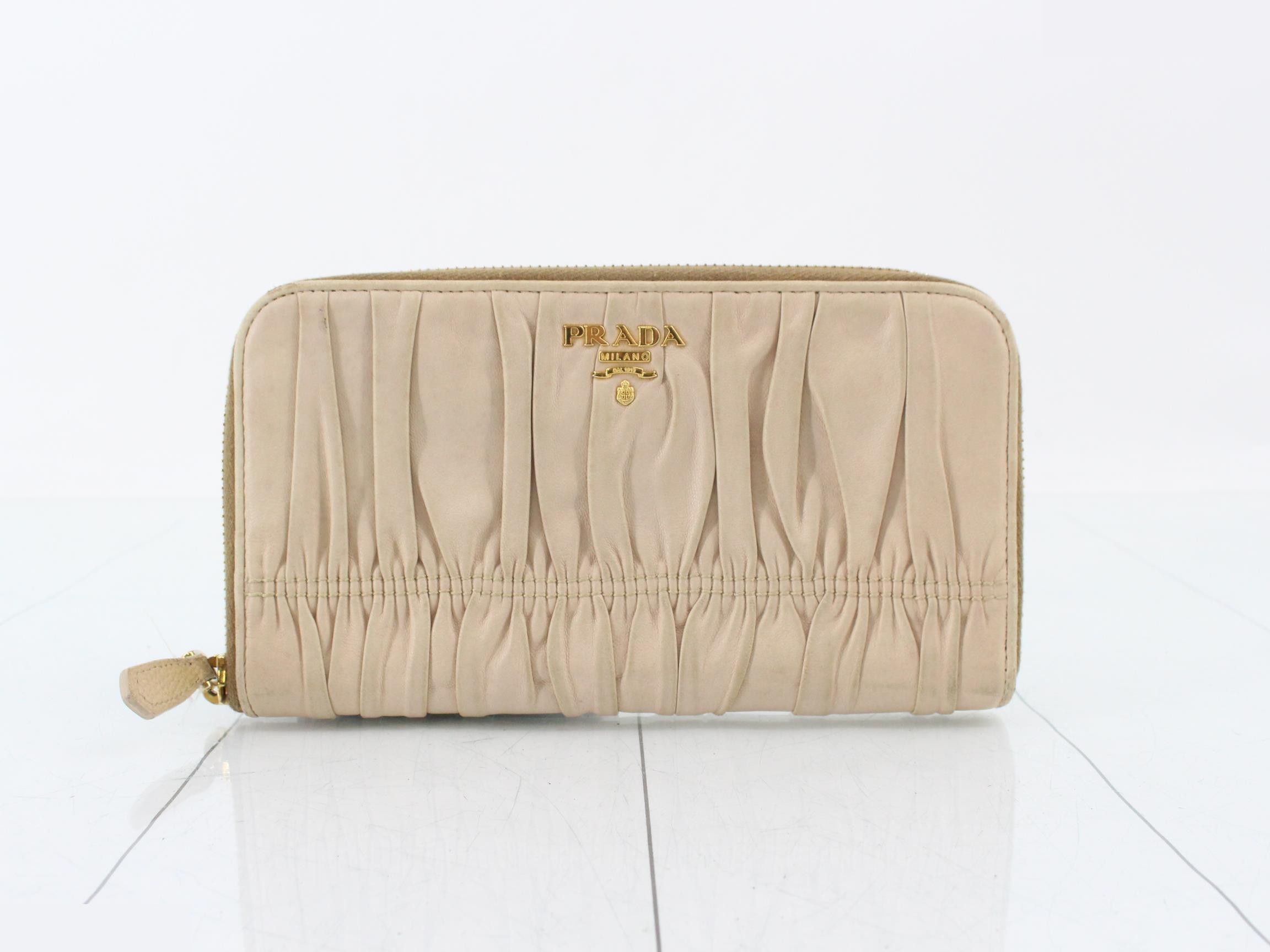 Lambskin Leather Long Wallet, Round Zipper