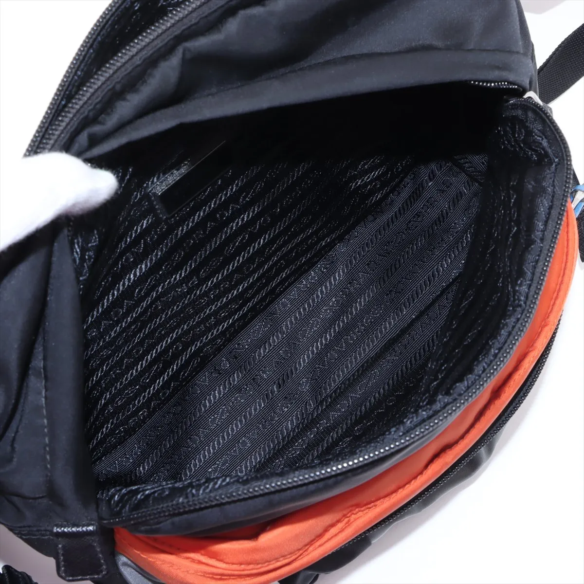 Tessuto Nylon Body Bag Black — view 7