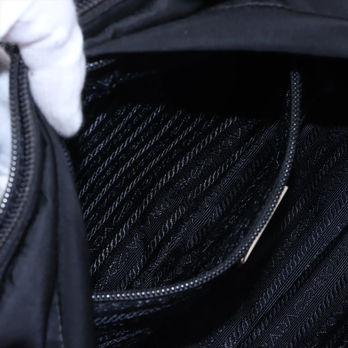 Tessuto Nylon Body Bag Black — view 8