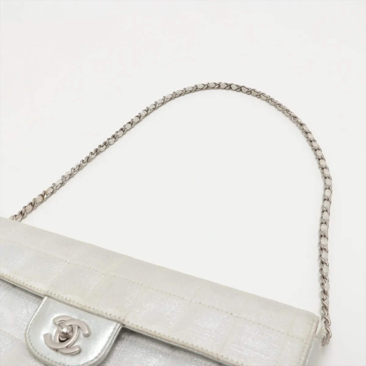 New Travel Line Nylon Chain Shoulder Bag Silver Hardware 6349296 No. 6 — view 5