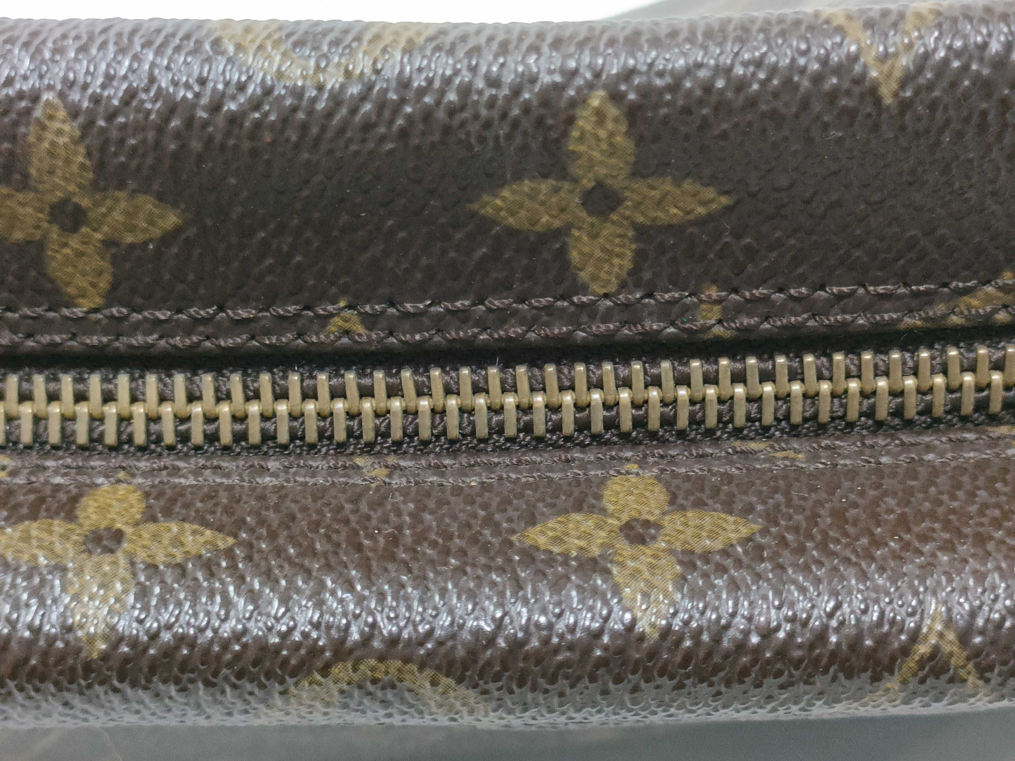 Monogram Louis Vuitton Trousse Toilette 28 Second Bag — view 6