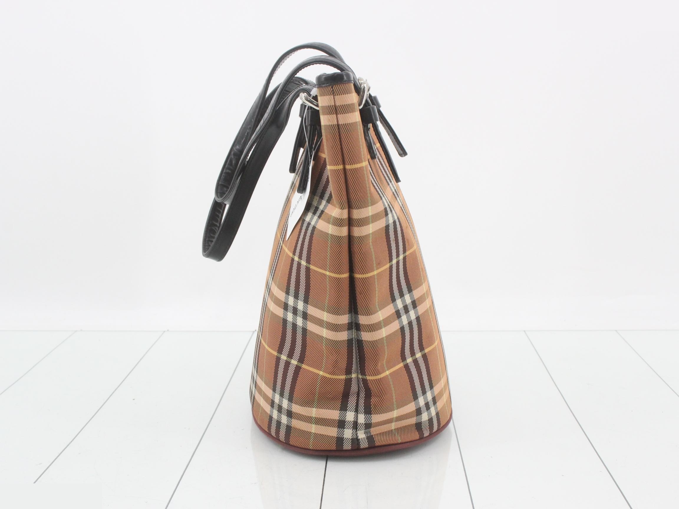 Blue Label Bucket Tote Bag — view 3