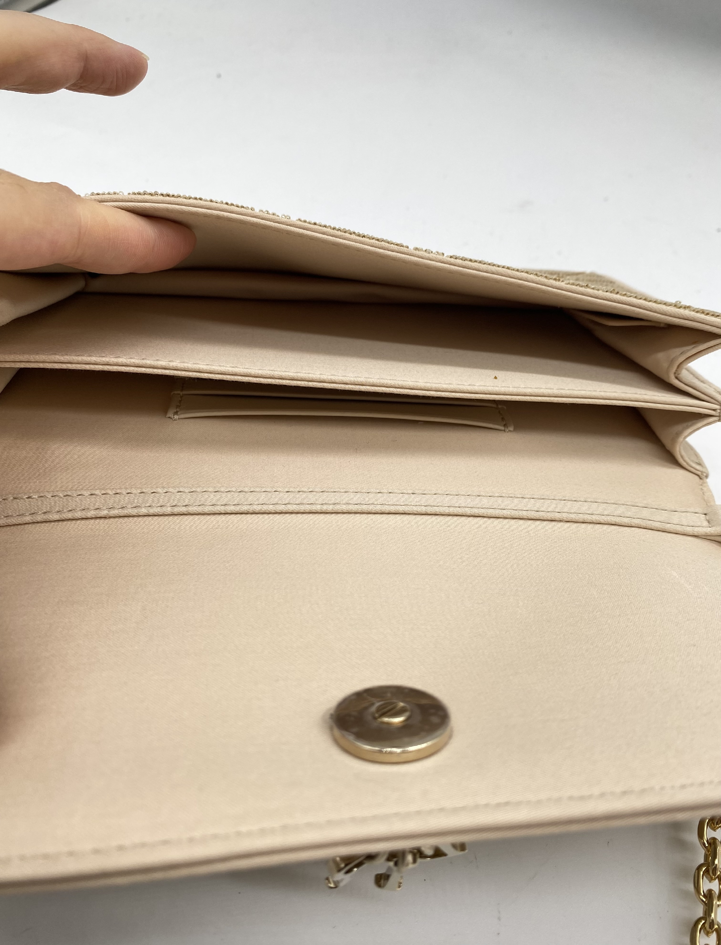 Cannage motif shoulder bag — view 8