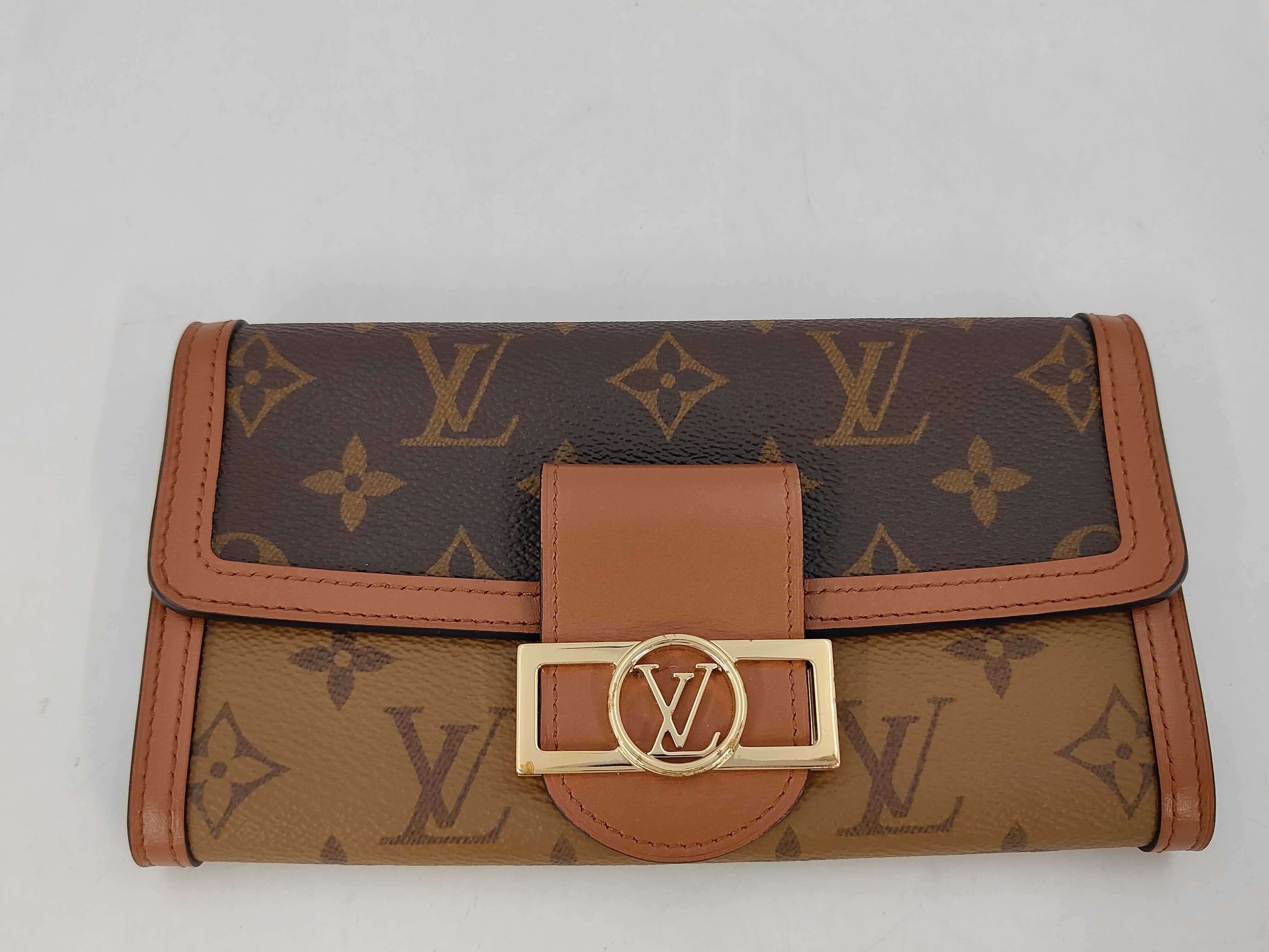 Monogram Portefeuille Sarah Dauphine Wallet