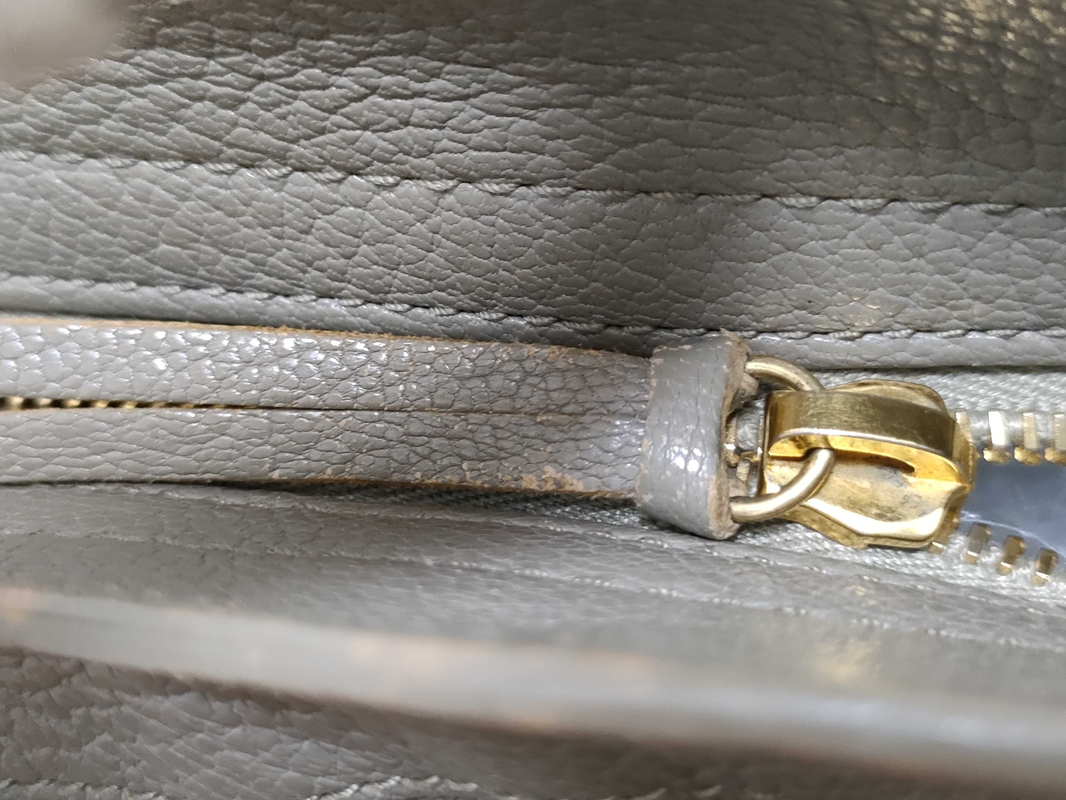 The City SG - Metallic Edge City Leather 2-Way Handbag Grey 505984 Shoulder Bag — view 15