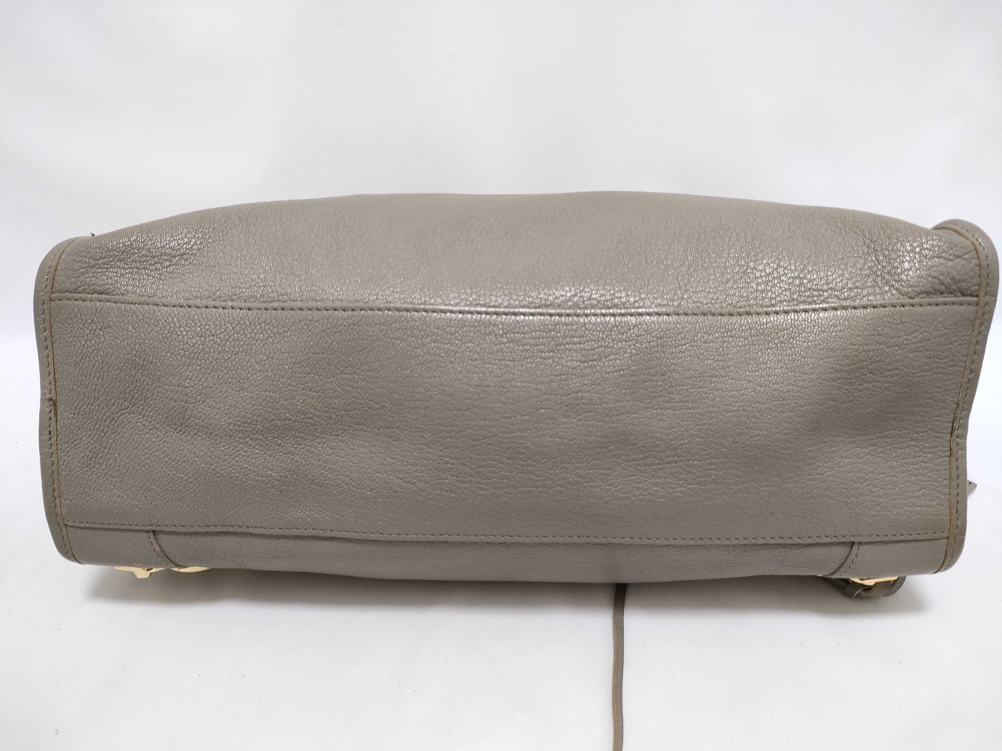 The City SG - Metallic Edge City Leather 2-Way Handbag Grey 505984 Shoulder Bag — view 9