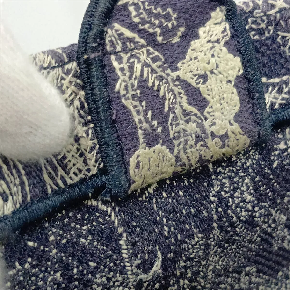 Reverse Toile de Jouy Embroidery Book Tote Medium Canvas Tote Bag Navy — view 12