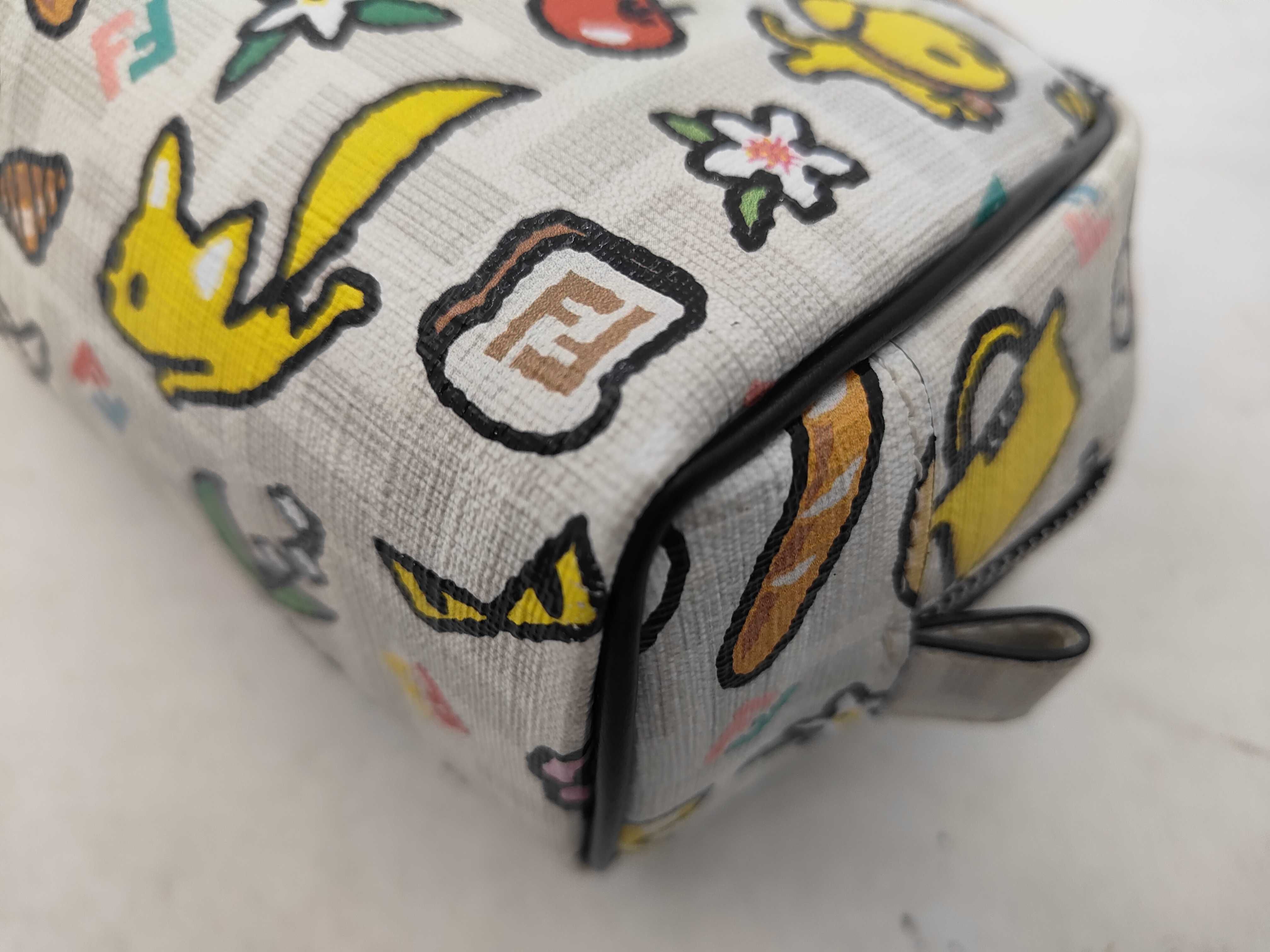 ZUCCA PVC x Leather White 7N0151 Taro Out Collaboration Pouch Second Bag — view 6