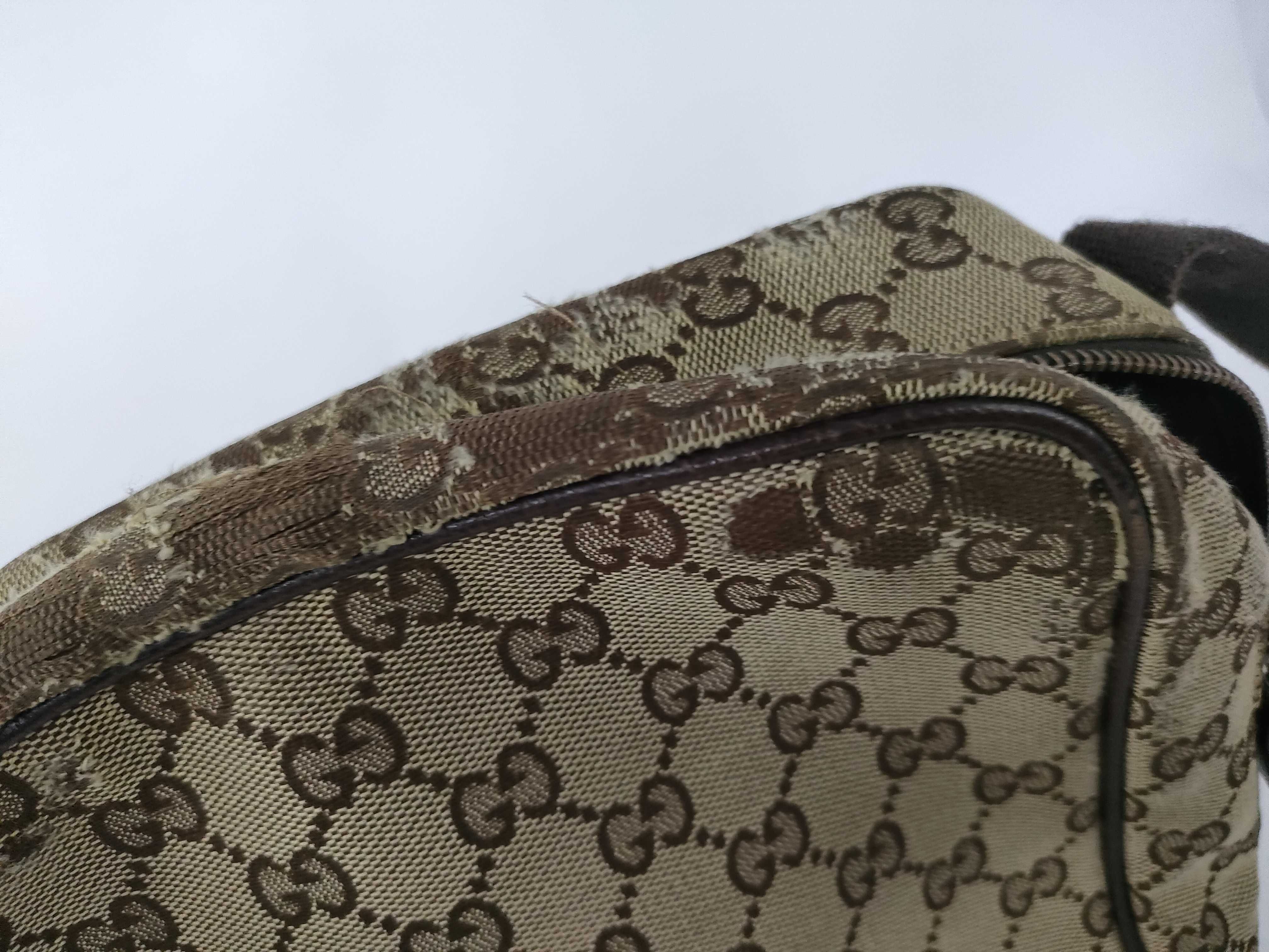 GG Canvas Shoulder Bag (122759 3444GG Supreme) — view 15