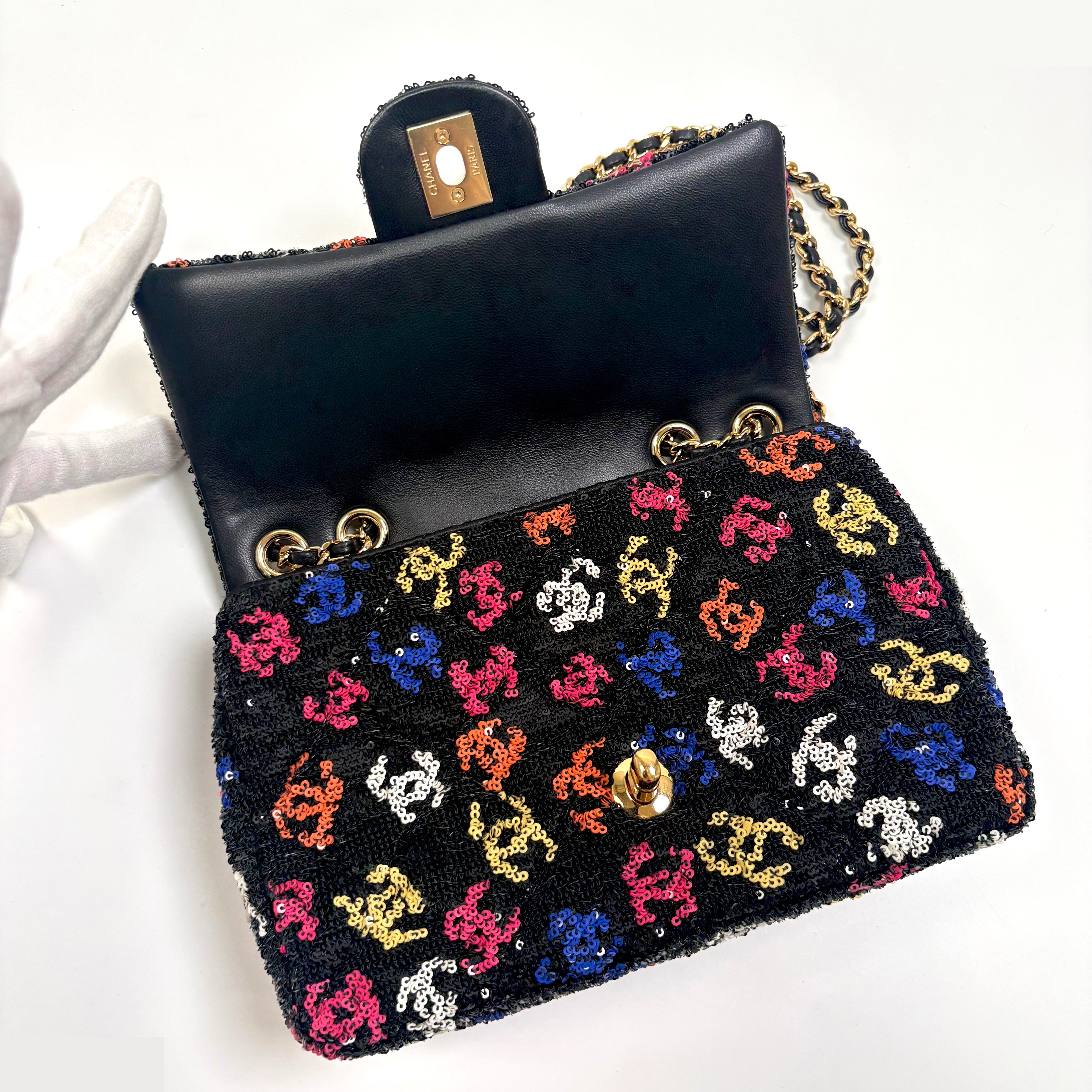 IC Matelassé Coco Mark Sequin Shoulder Bag — view 8