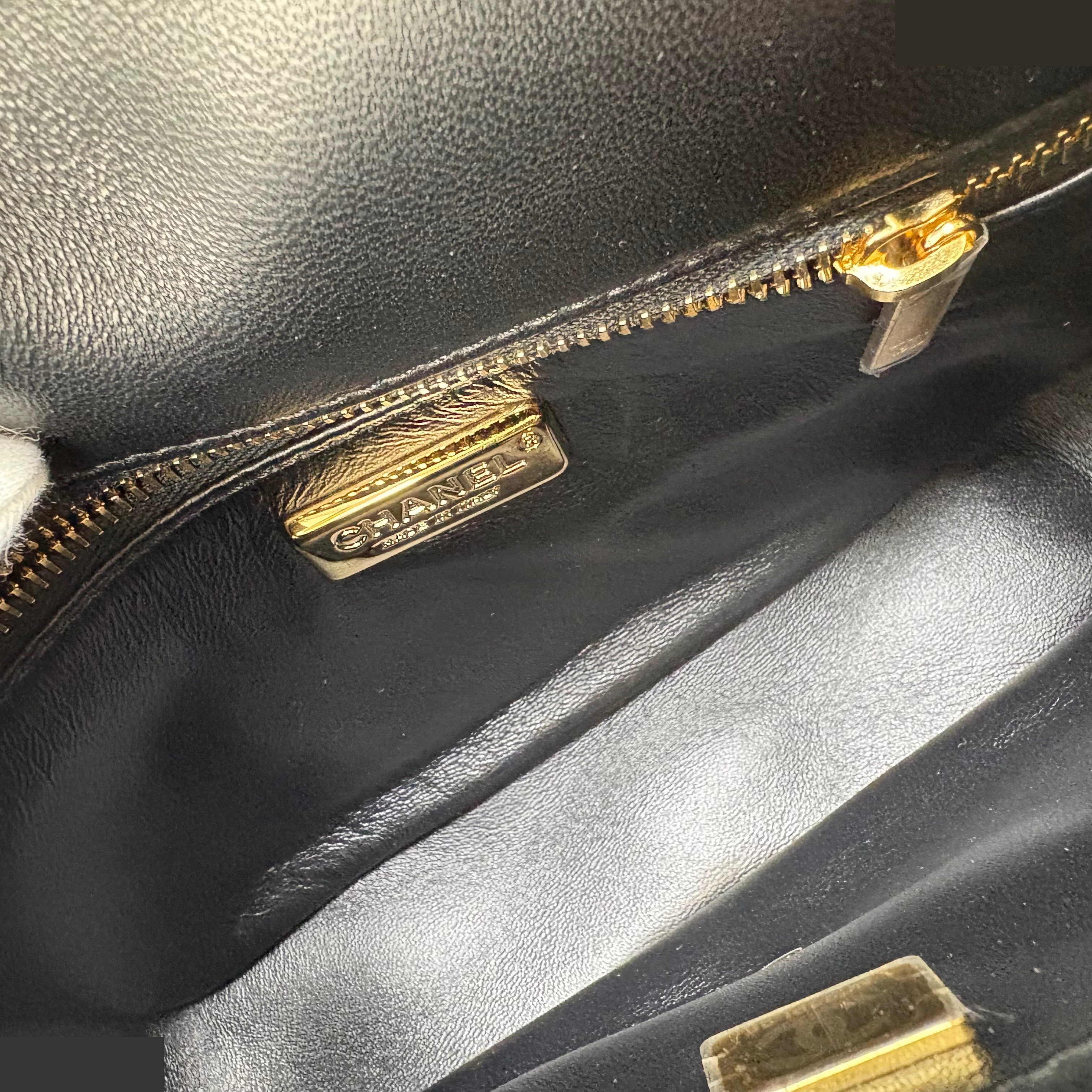 IC Matelassé Coco Mark Sequin Shoulder Bag — view 10