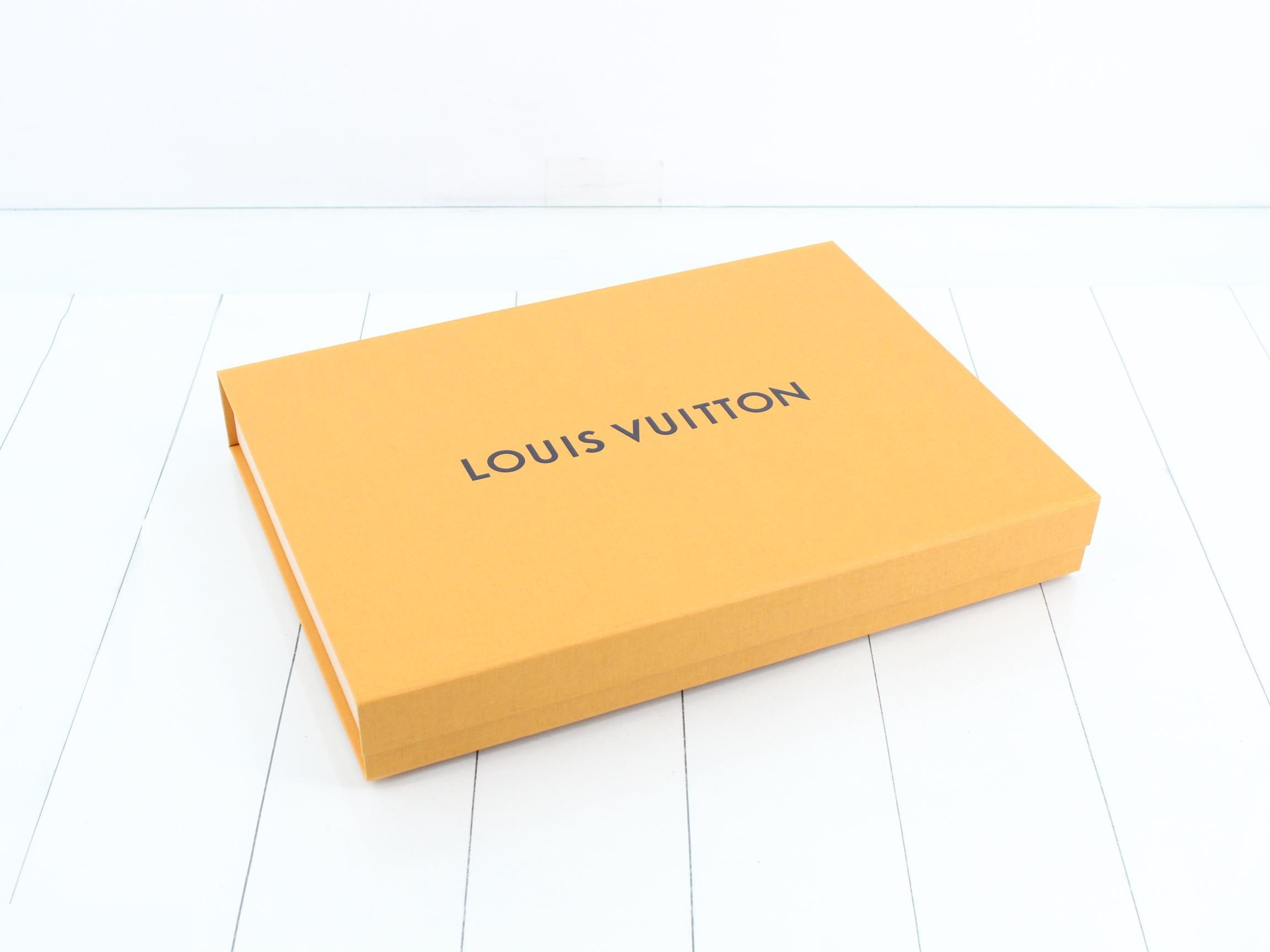 New with tags and box: Echarpe Logomania Mix M70424 — view 4