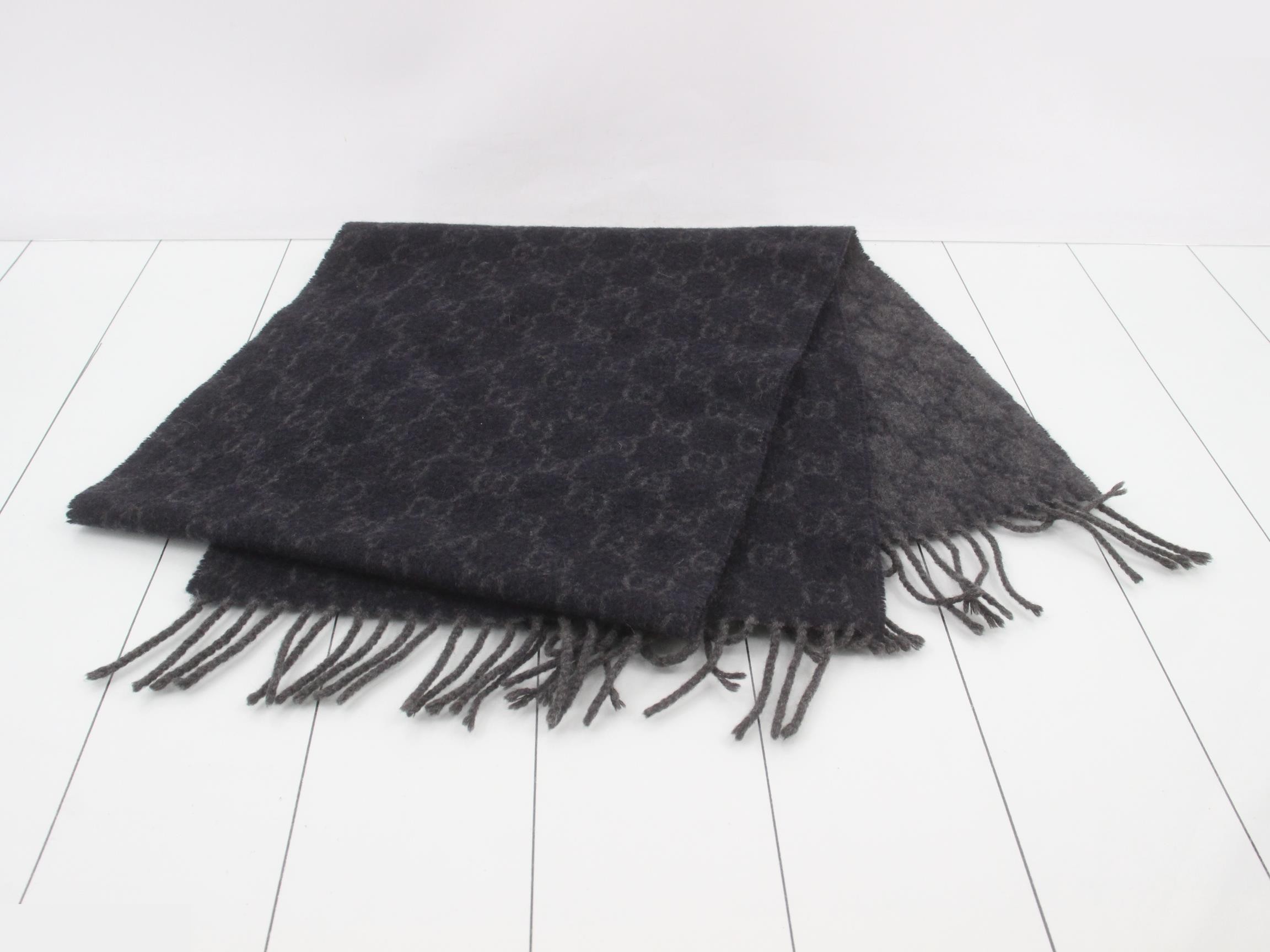 GG pattern cashmere scarf — view 3