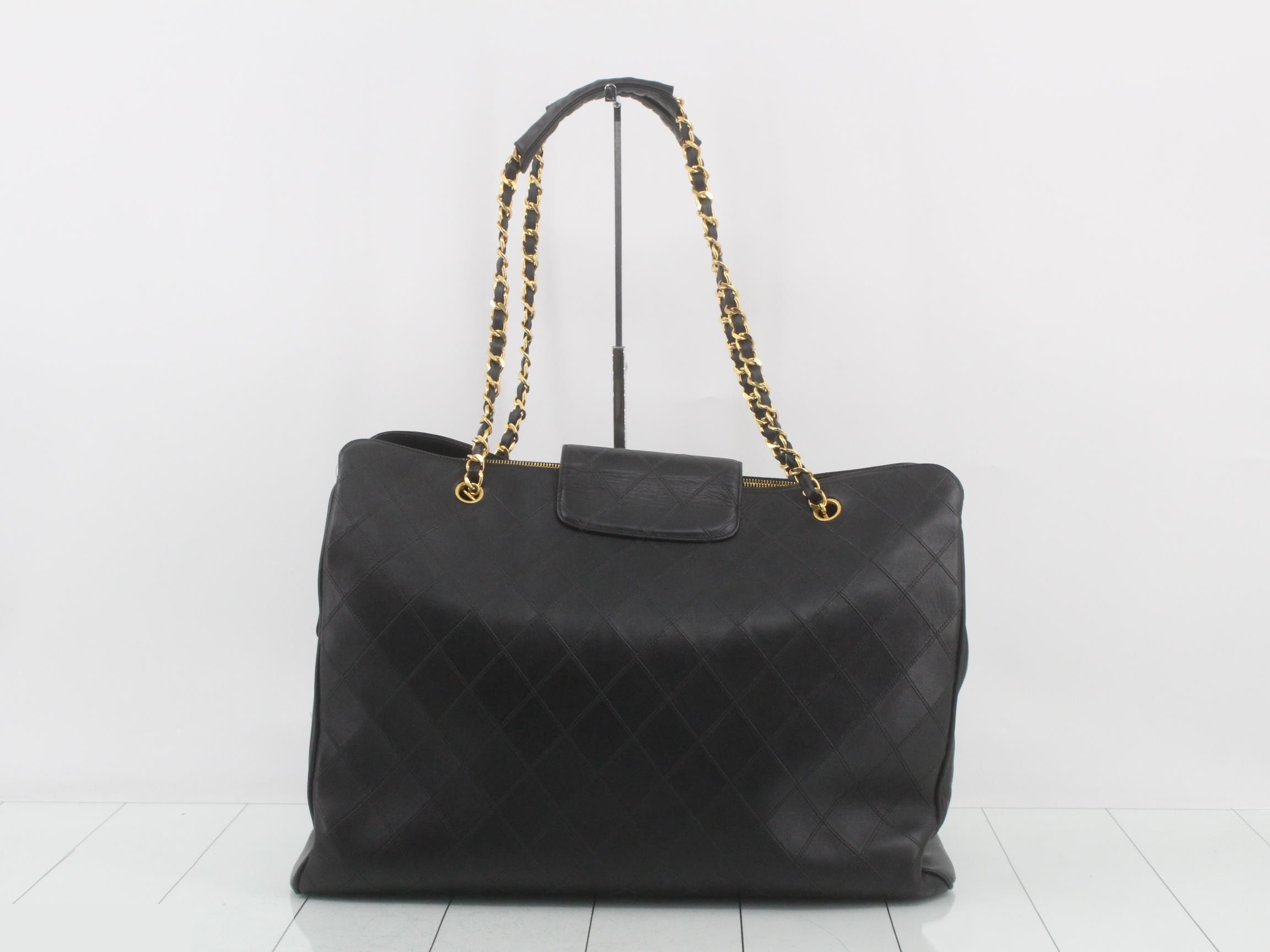 Bicolore Supermodel Series 3 Semi-Shoulder Chain Tote — view 2