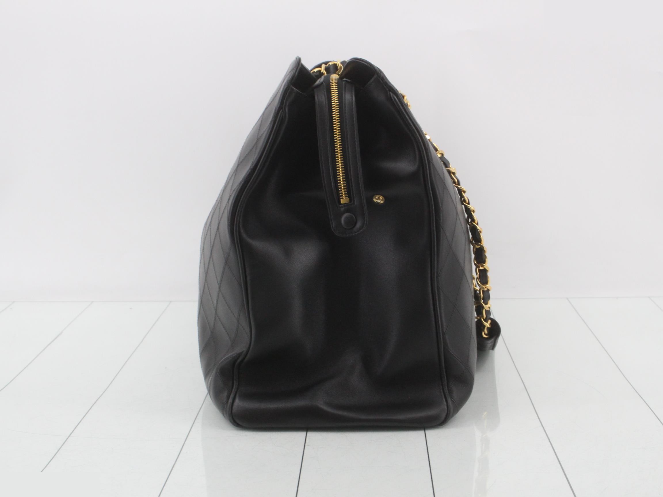 Bicolore Supermodel Series 3 Semi-Shoulder Chain Tote — view 3