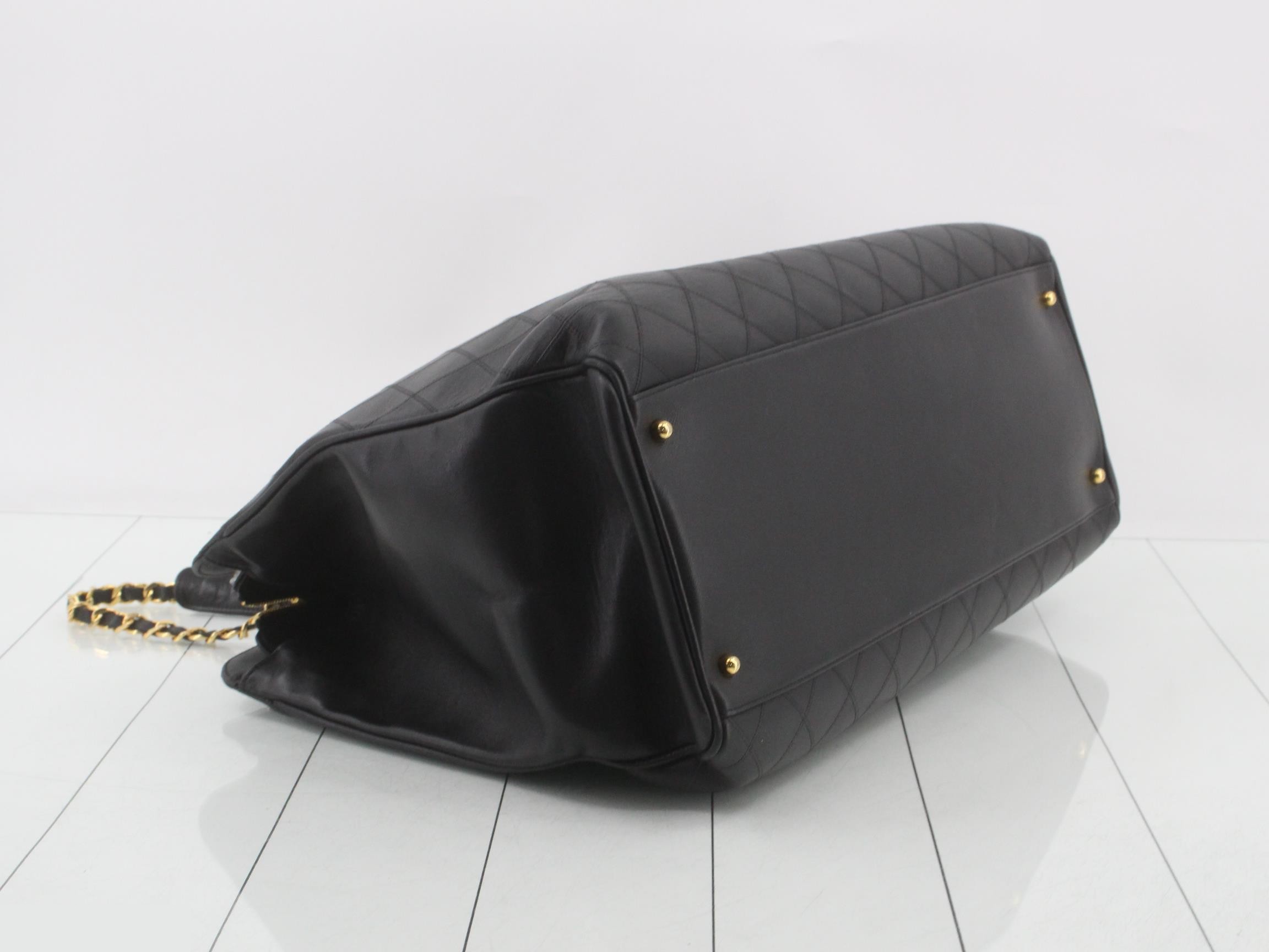 Bicolore Supermodel Series 3 Semi-Shoulder Chain Tote — view 5