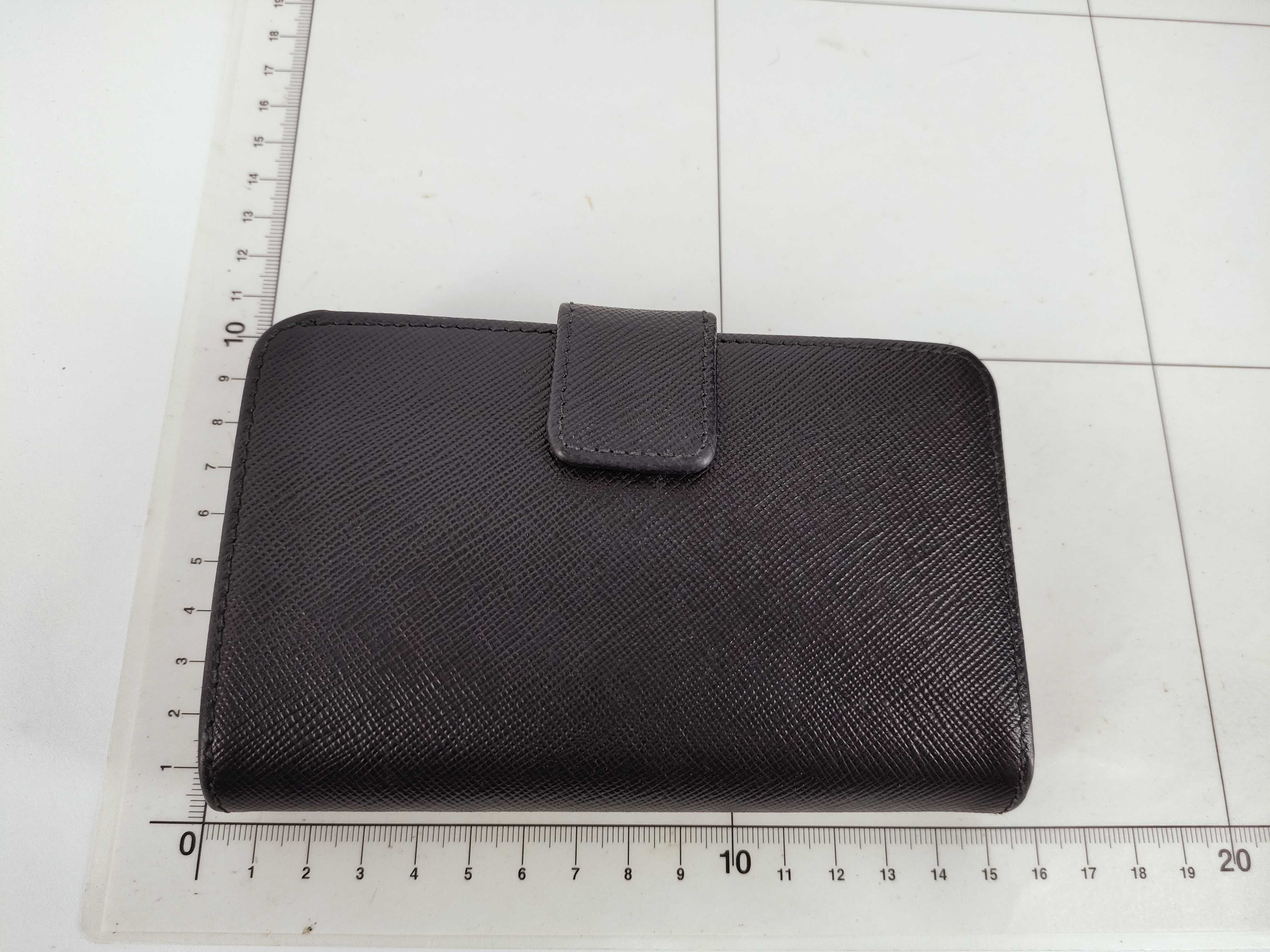 wallet — view 2