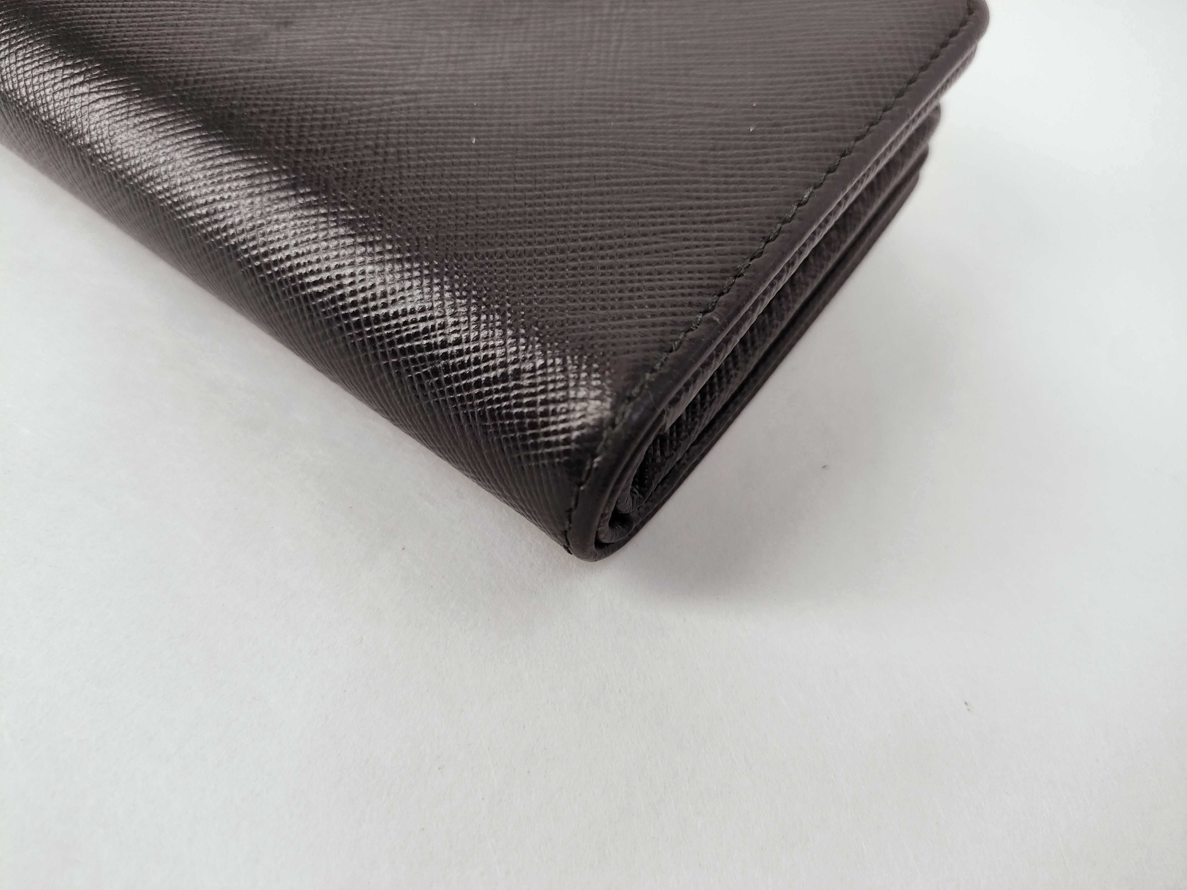 wallet — view 3