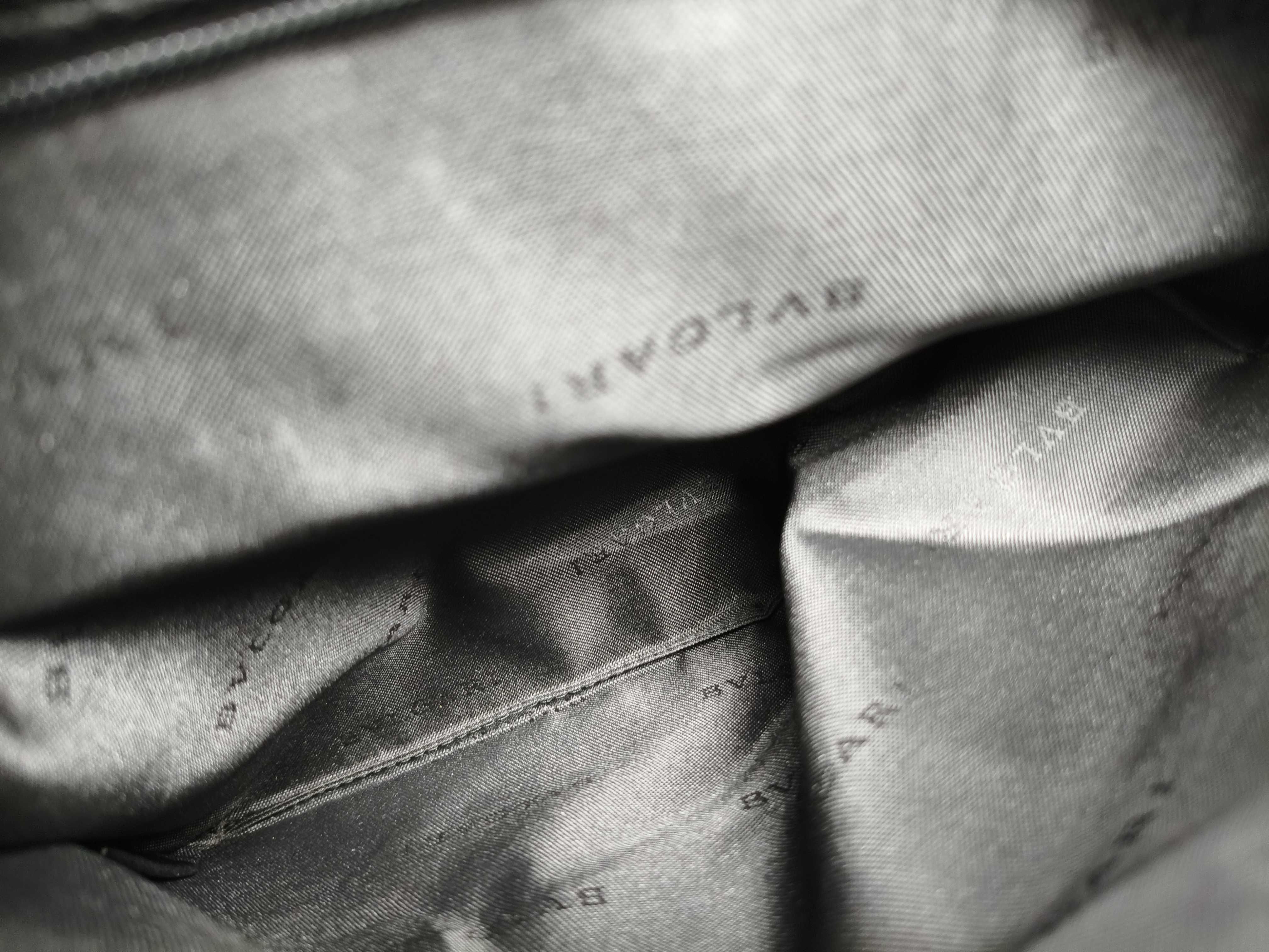 Bulgari Logo Leather Shoulder Bag — view 11