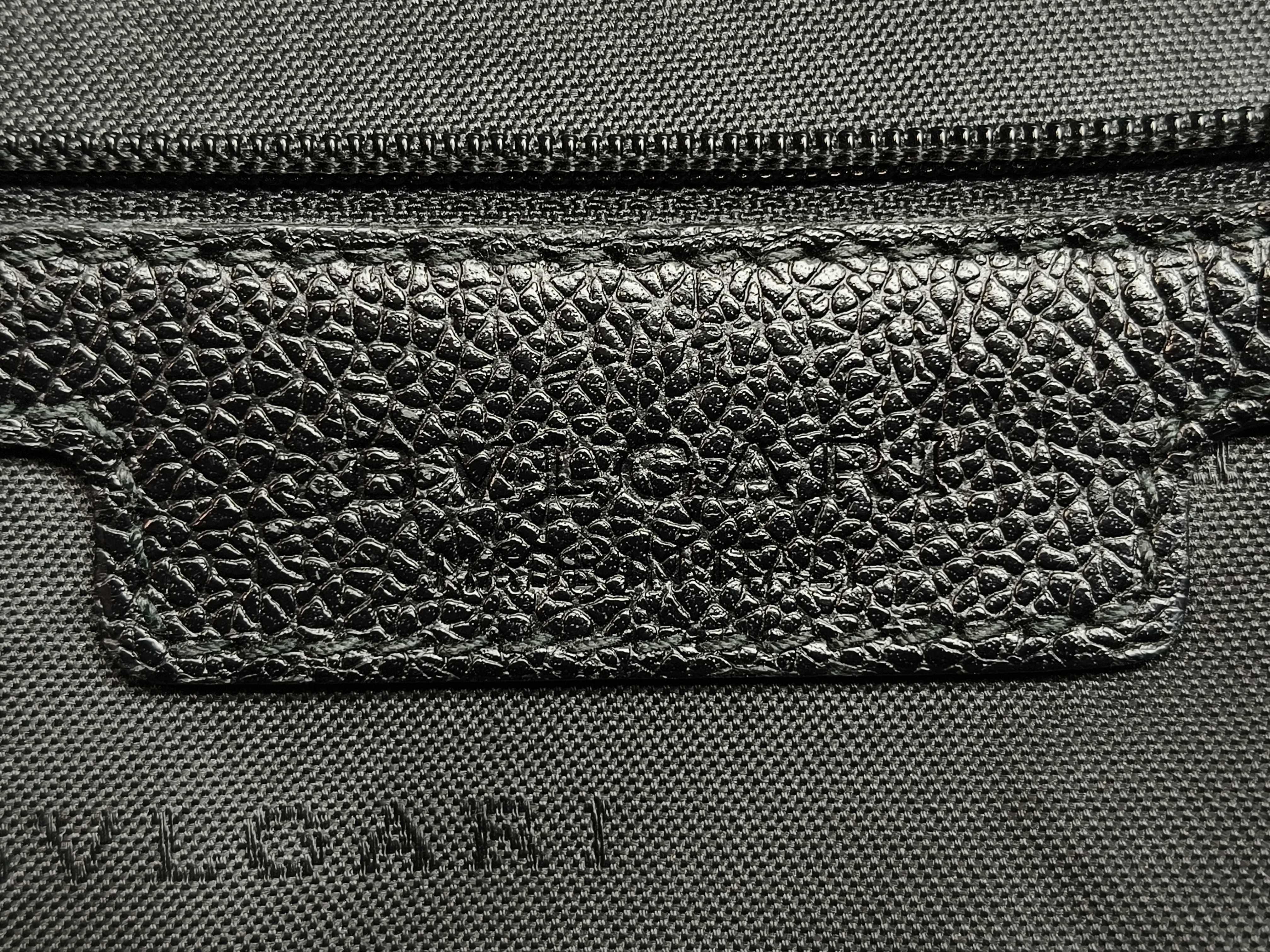 Bulgari Logo Leather Shoulder Bag — view 12