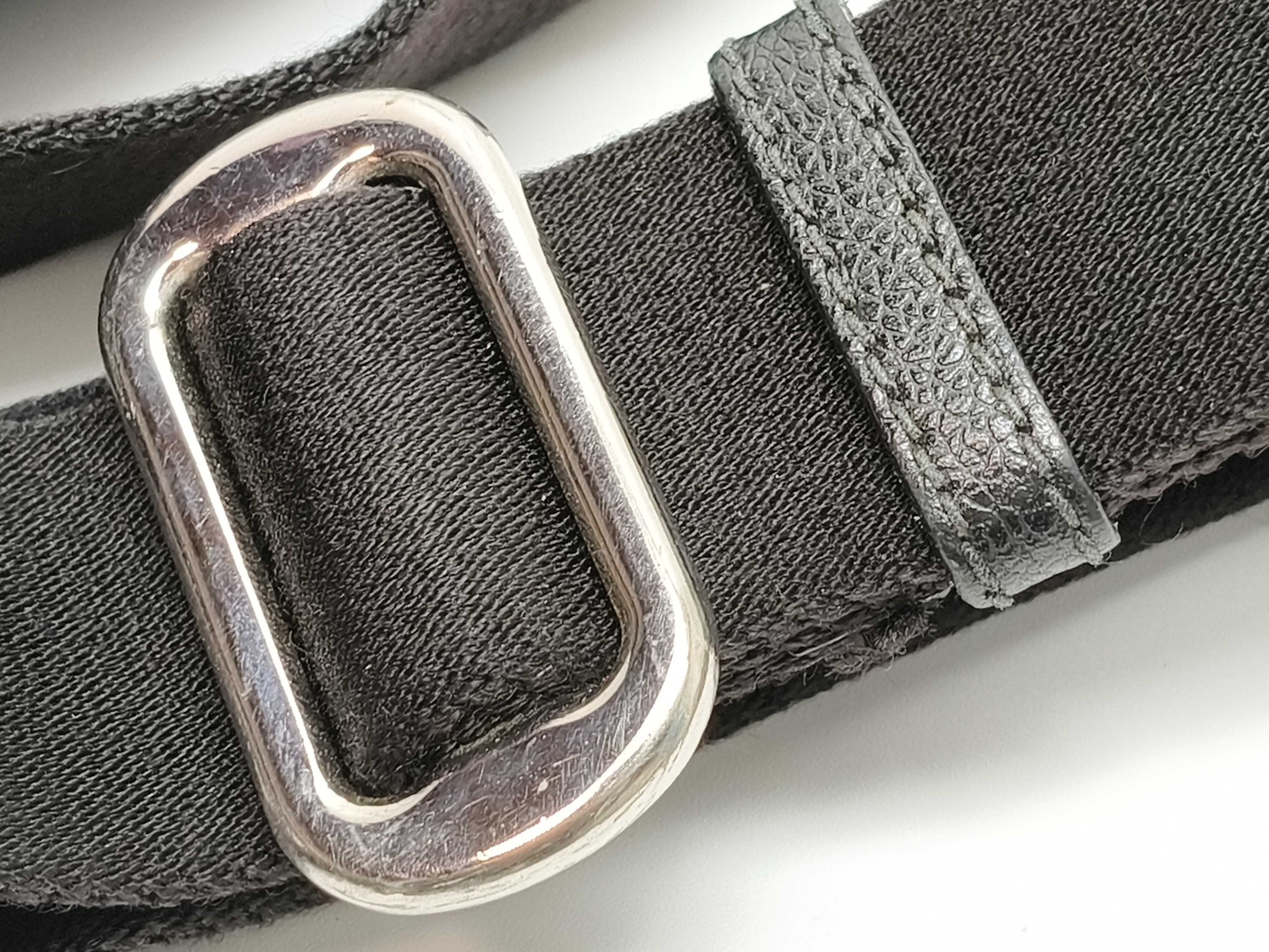 Bulgari Logo Leather Shoulder Bag — view 4