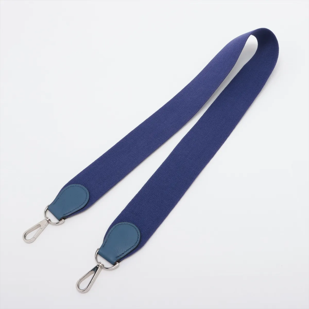 Evelyn 2 29 PM Taurillon Clemence Blue Brighton Silver hardware K:2007 — view 5