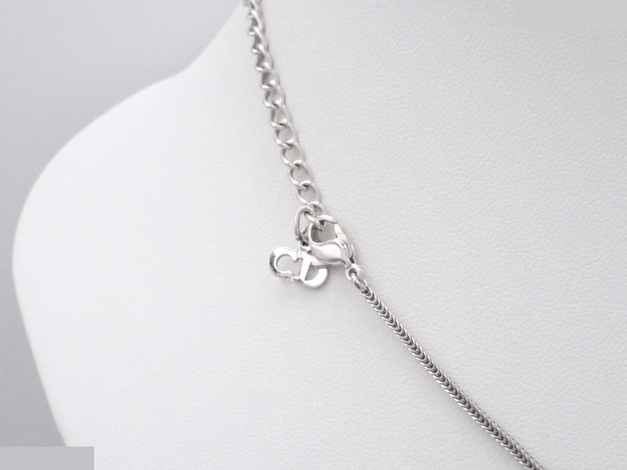 Other lines: Precious metals, necklaces, pendants — view 2