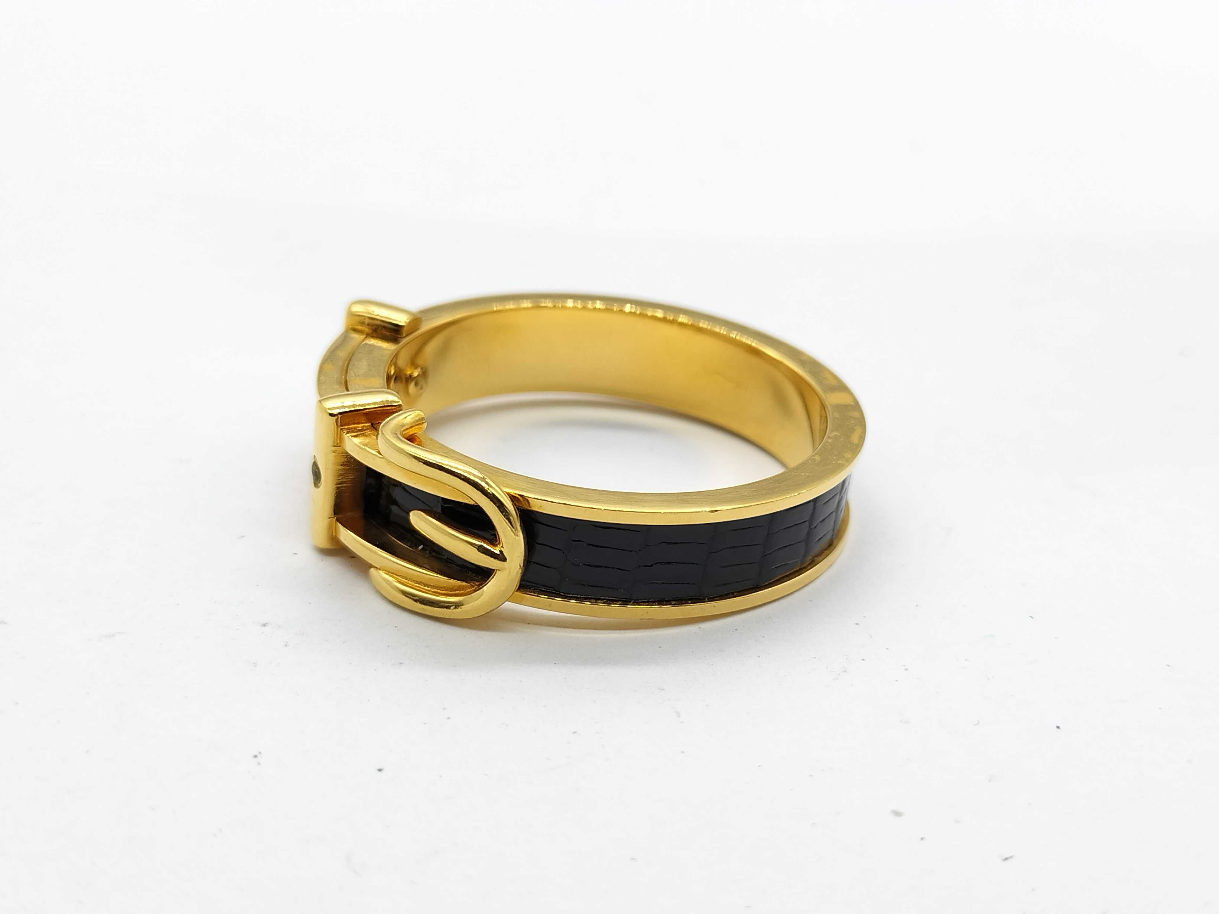 scarf ring, belt motif, and other accessories. — view 2