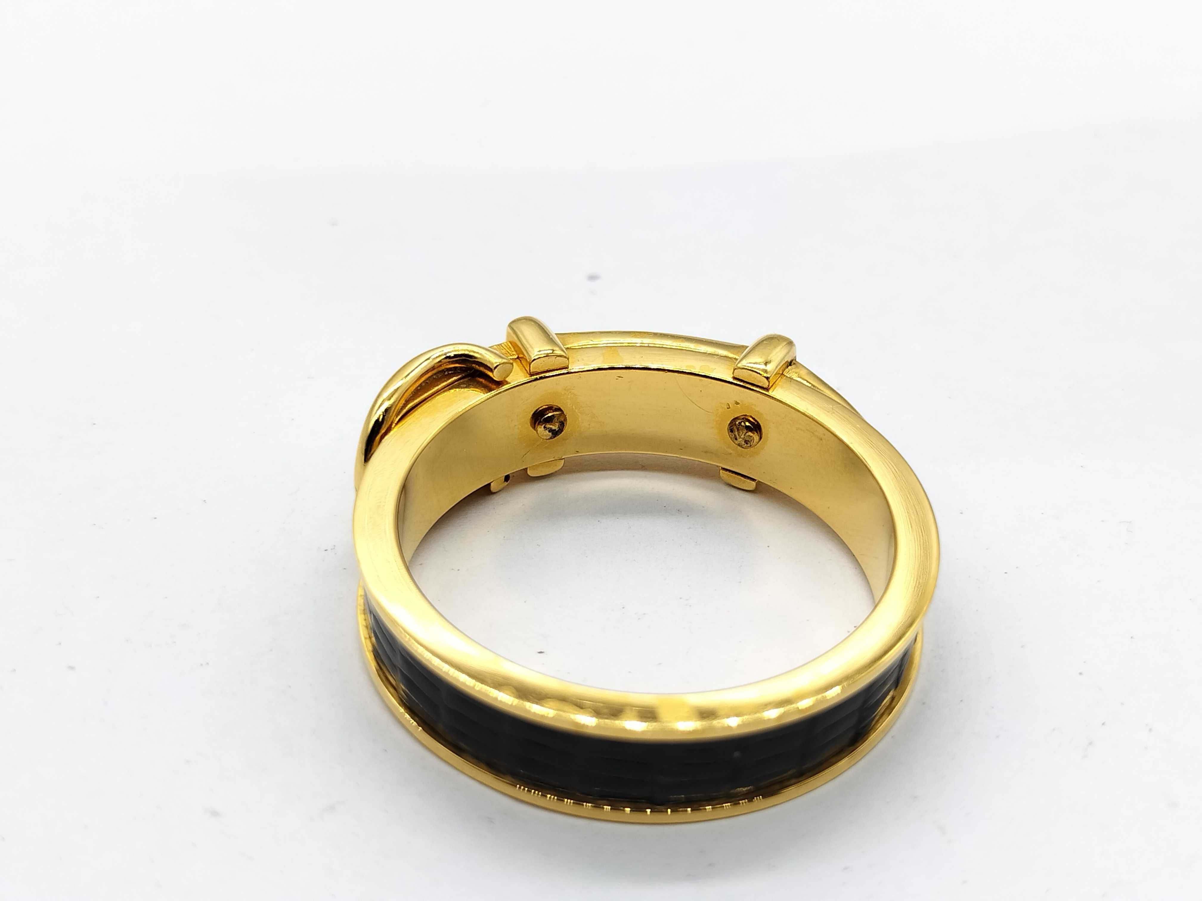 scarf ring, belt motif, and other accessories. — view 4