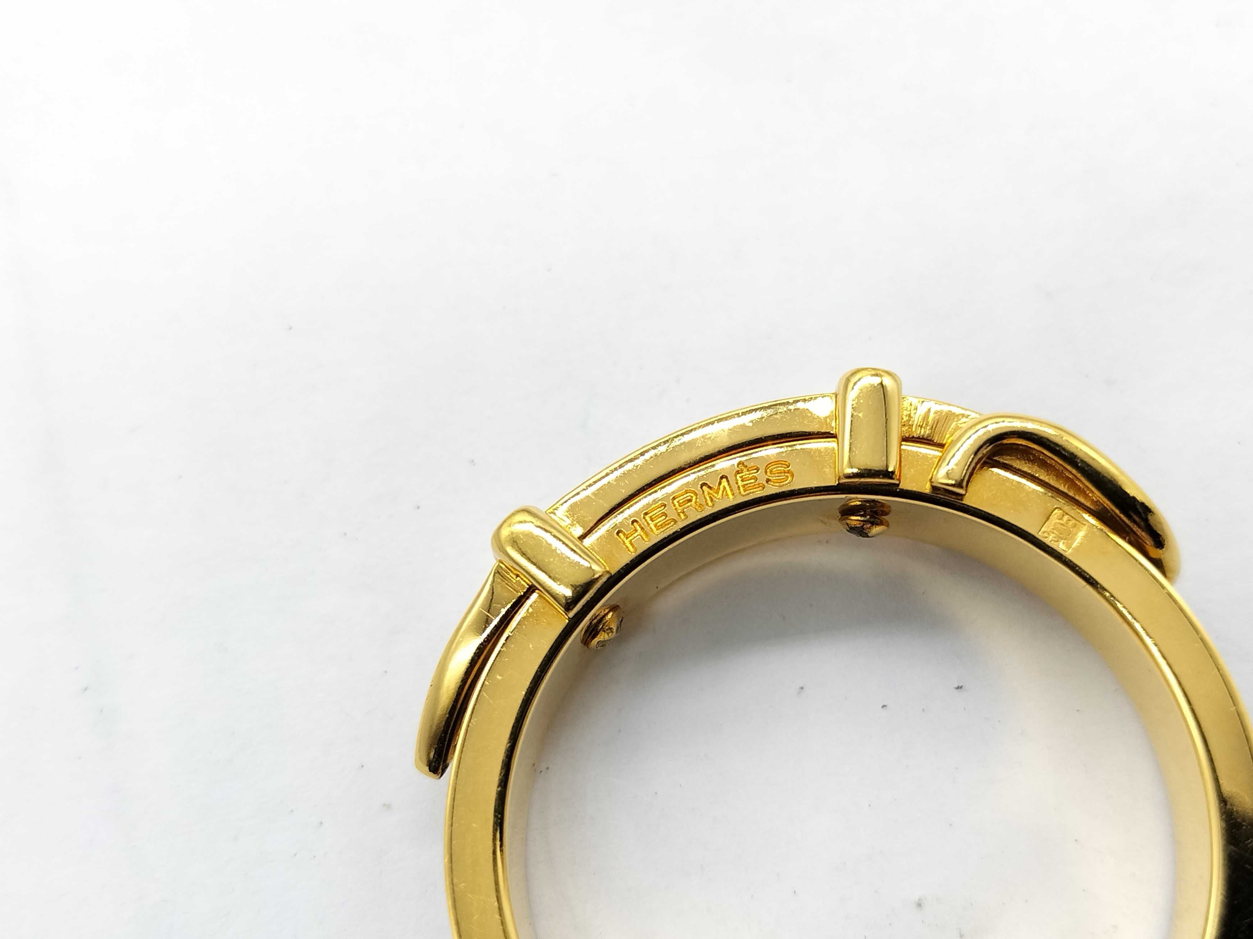 scarf ring, belt motif, and other accessories. — view 5
