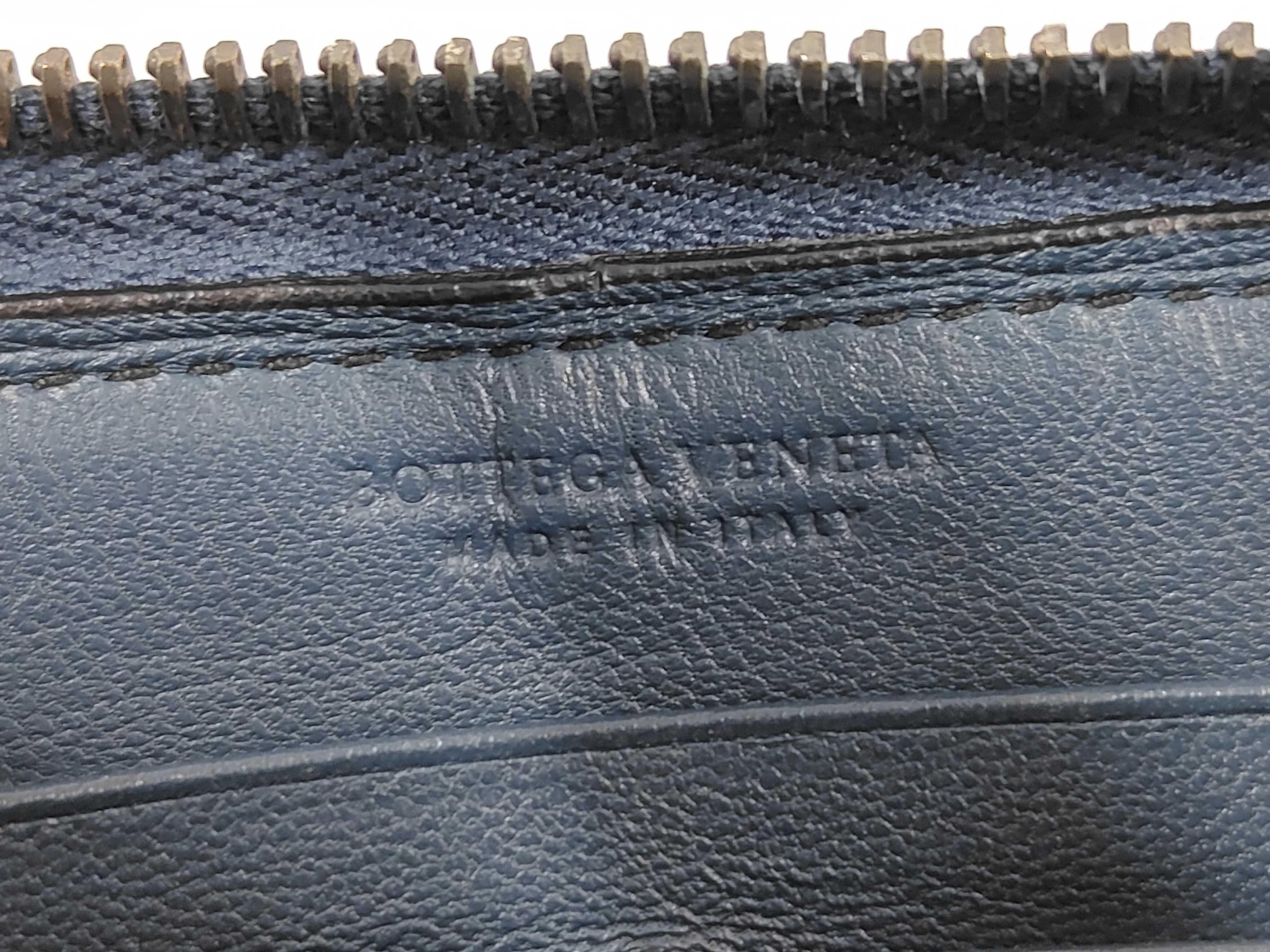 Intrecciato Long Wallet, Round Leather, Navy — view 9