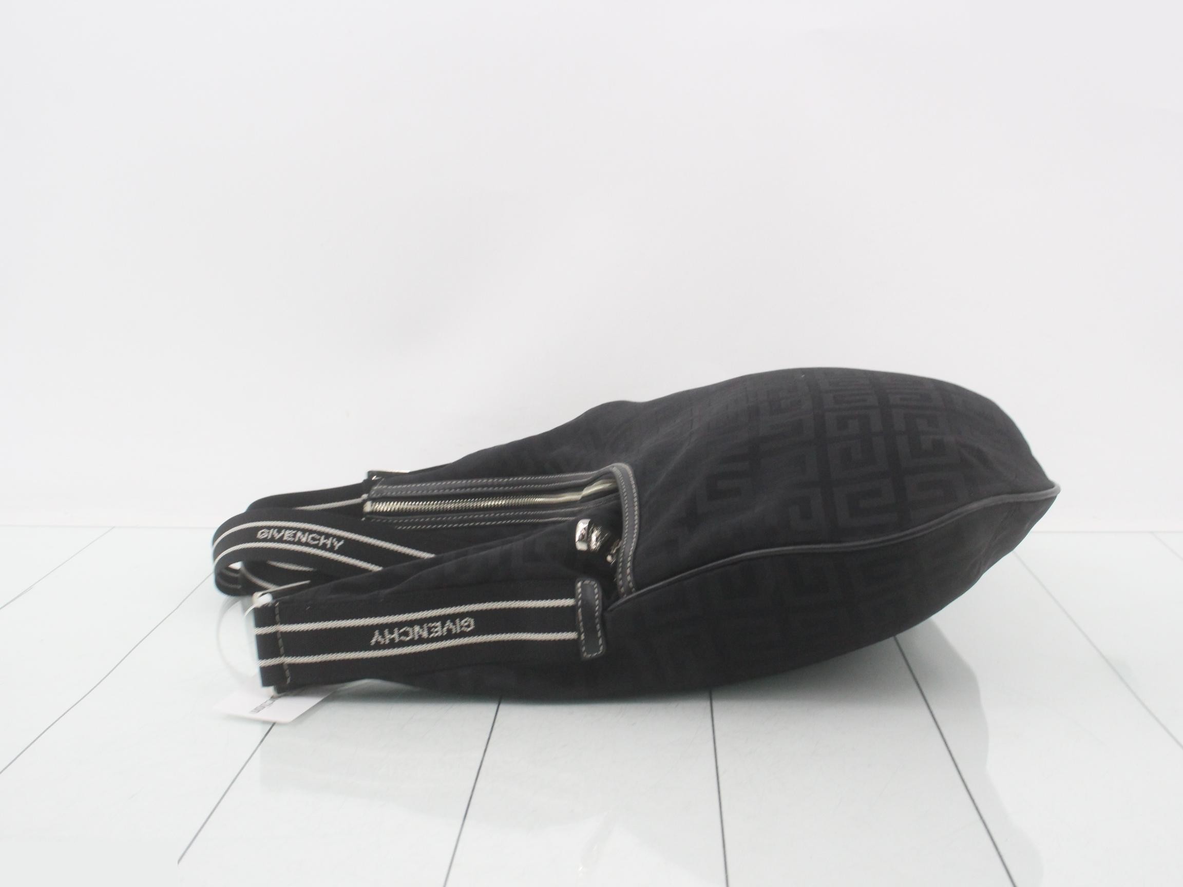 4G Nylon Shoulder Bag — view 4