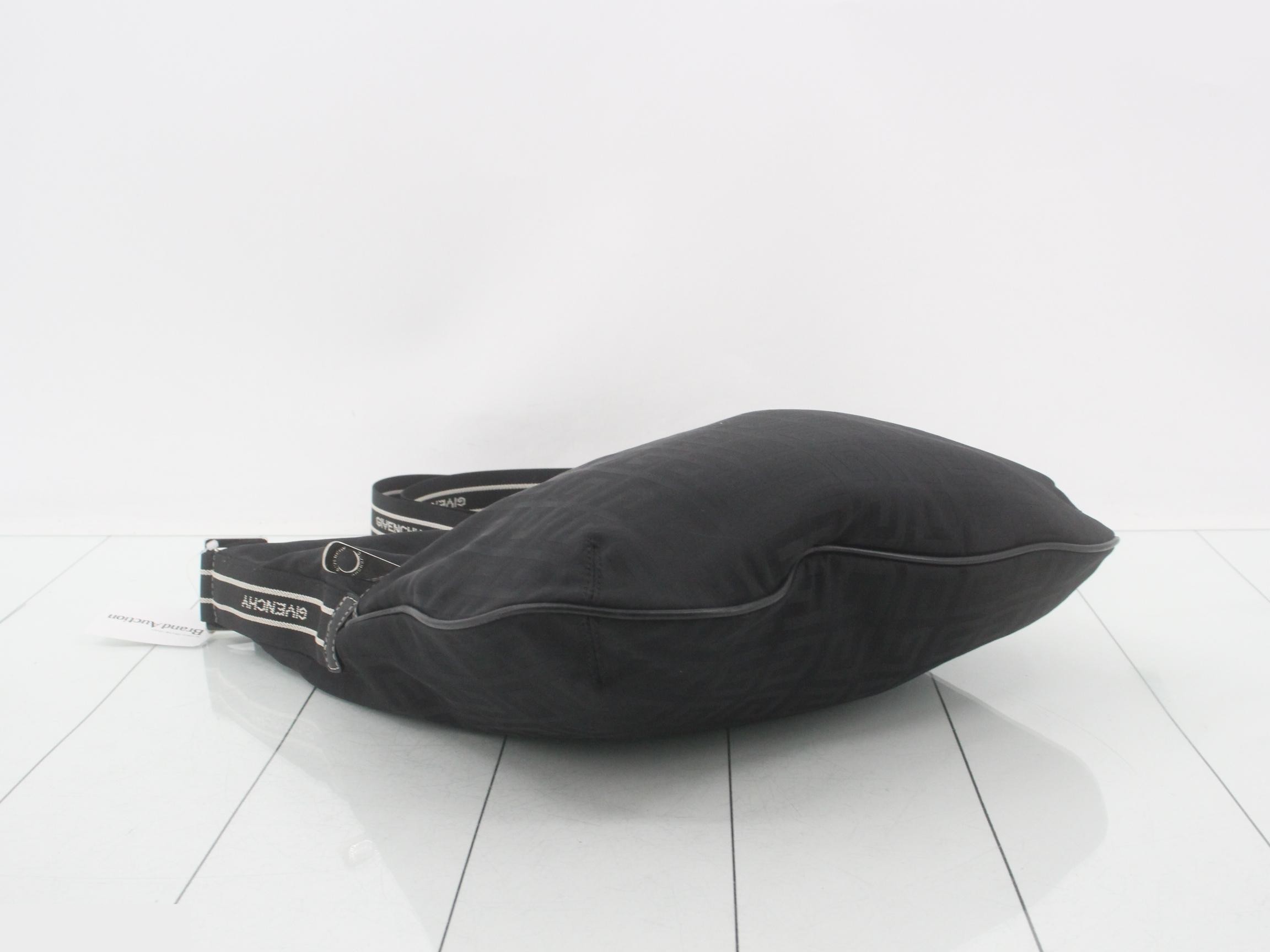 4G Nylon Shoulder Bag — view 5