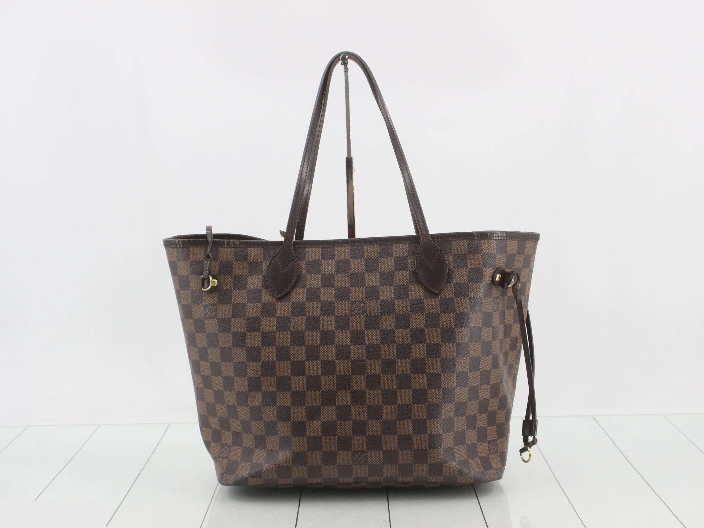 Damier Neverfull MM Tote Bag — view 2