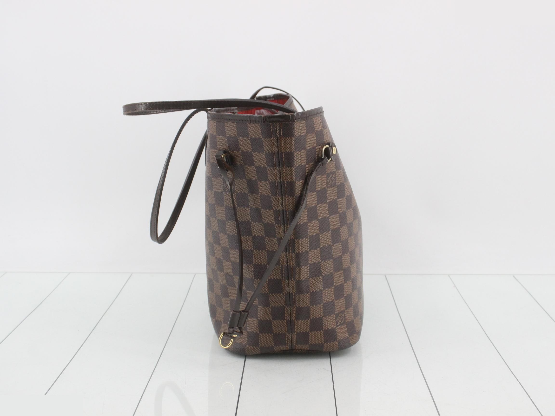 Damier Neverfull MM Tote Bag — view 4