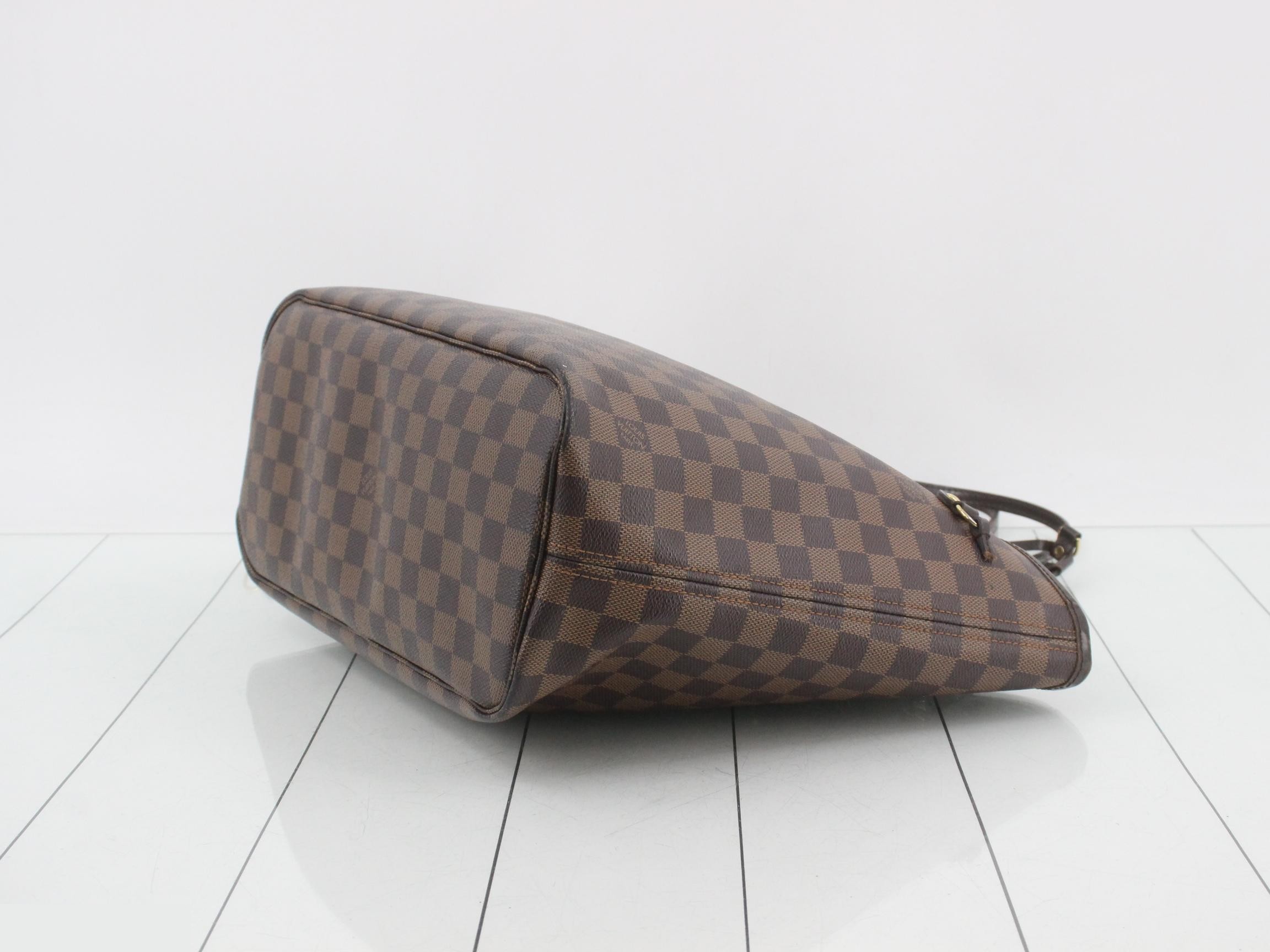 Damier Neverfull MM Tote Bag — view 6