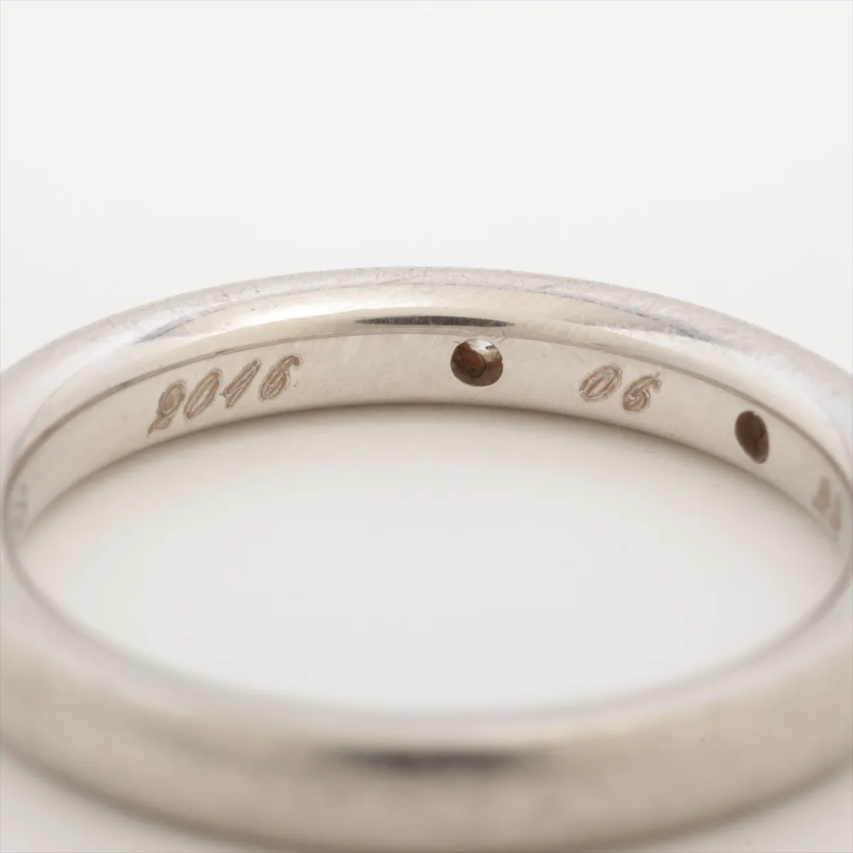 Infini Etoile 3P Diamond Ring, Pt950, 4.5g, Size 47, Initials JE699468, Scratches — view 4