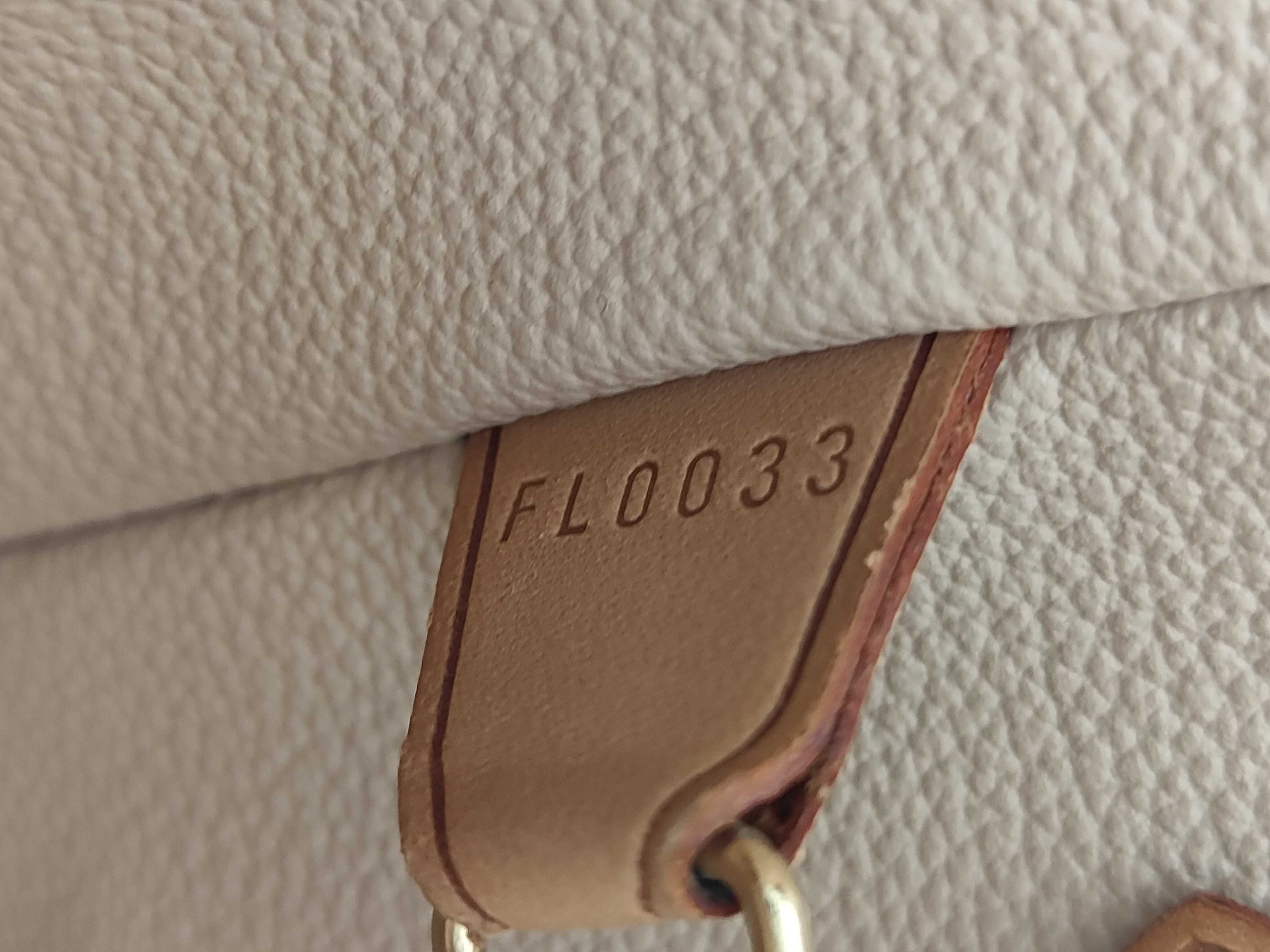 Monogram Tote Bag (Bucket PM, Petite Bucket) - No stickiness. — view 13