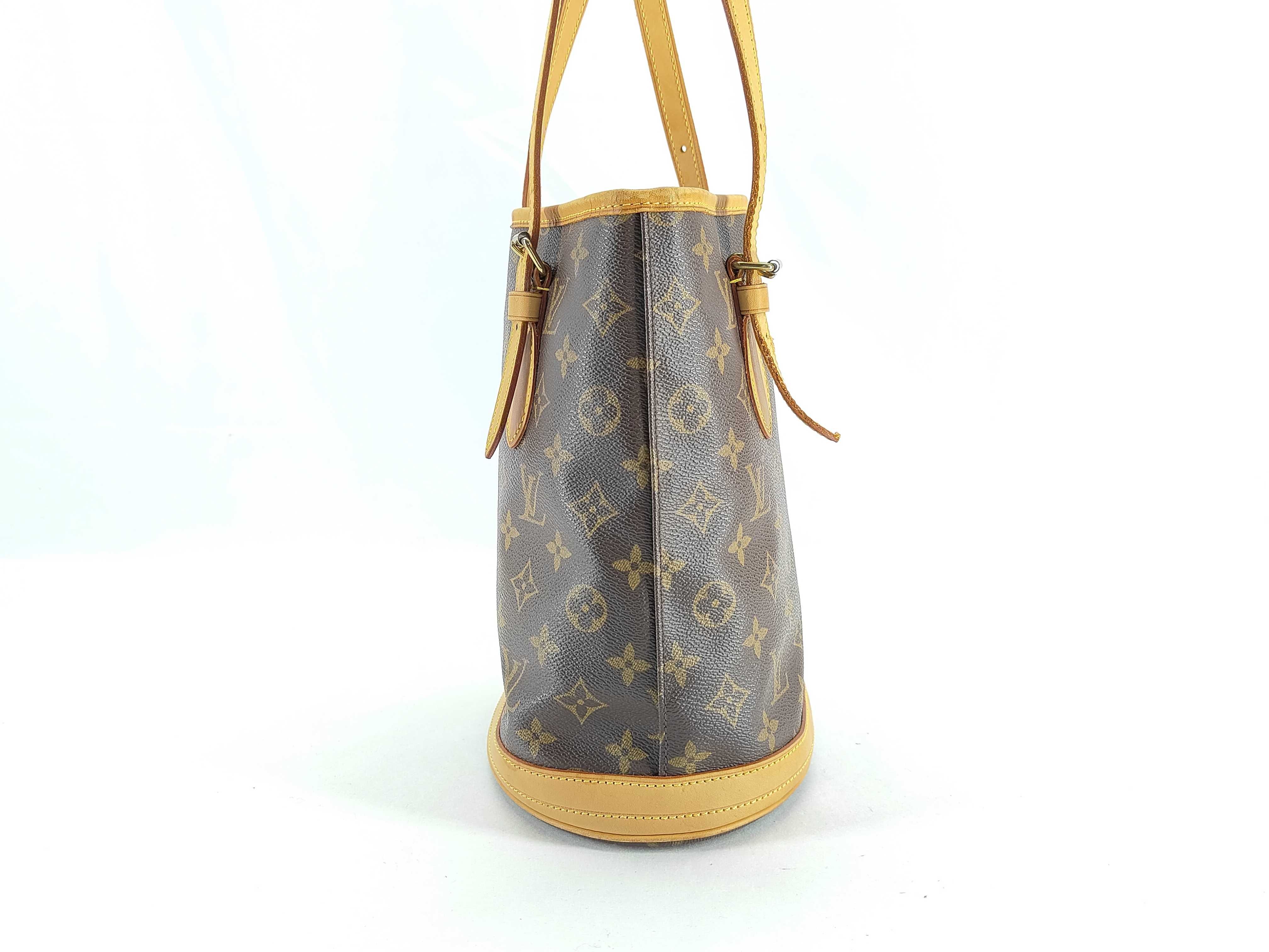Monogram Tote Bag (Bucket PM, Petite Bucket) - No stickiness. — view 3