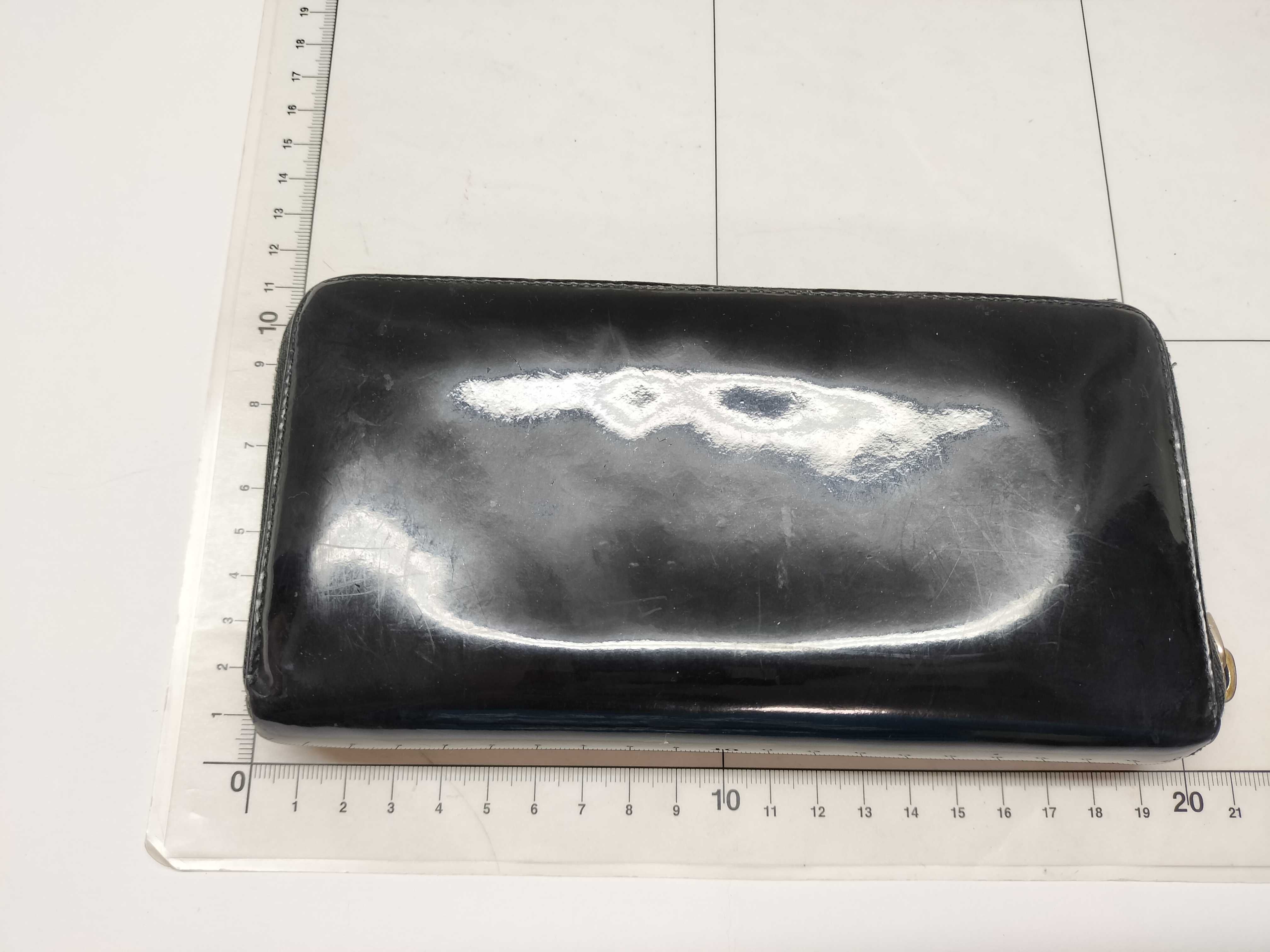 Enamel Round Zip Wallet — view 2