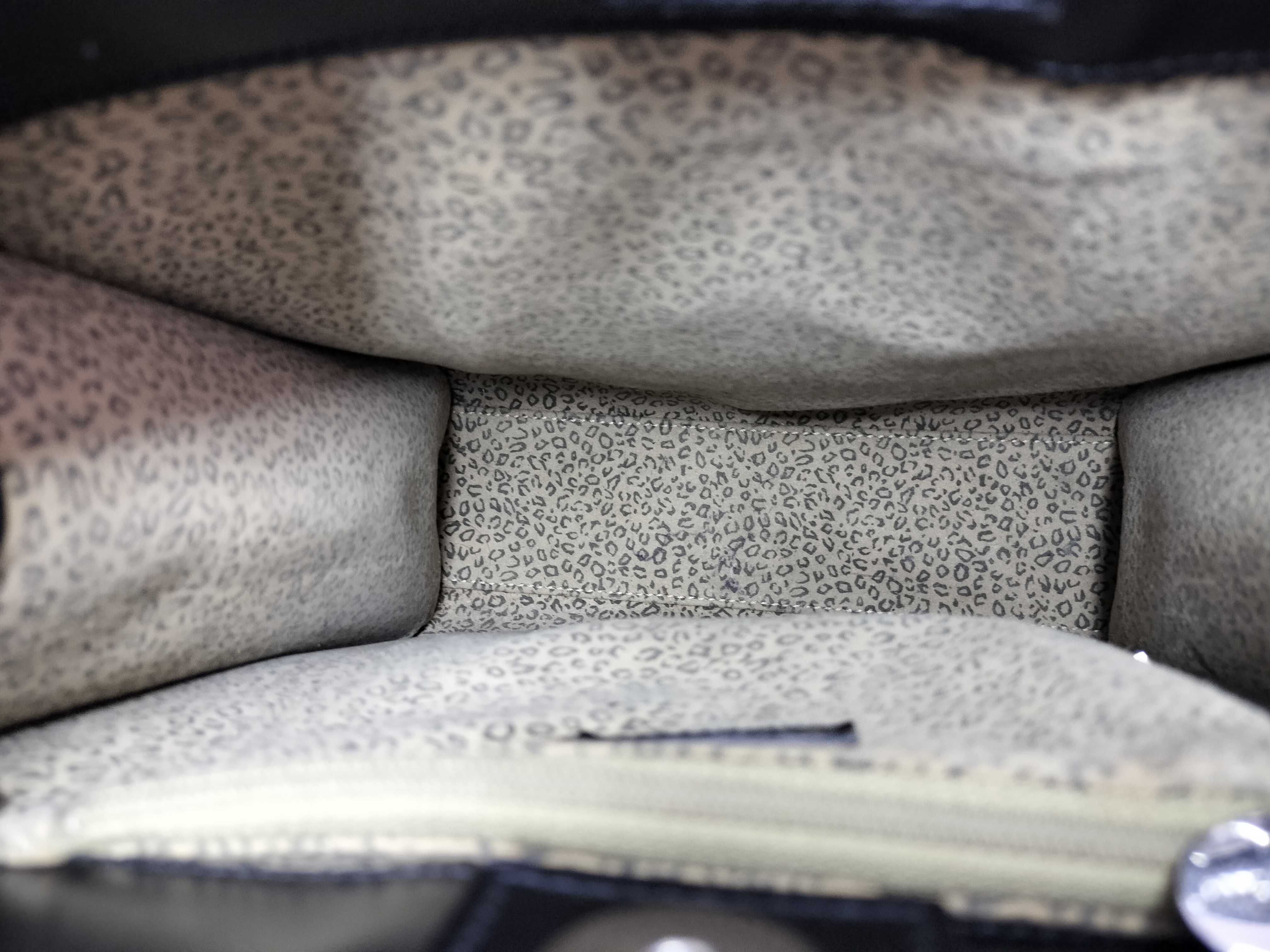 Panthère Leather Tote Bag — view 7